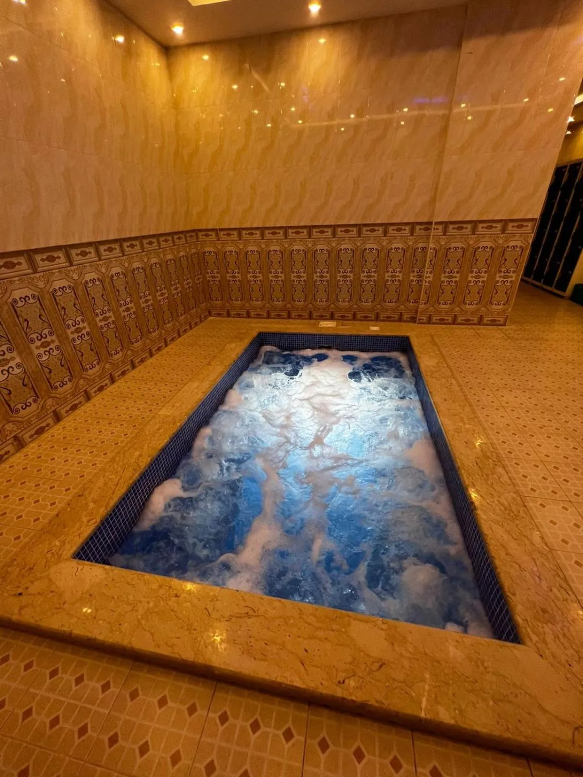 Spa and wellness centre/facilities in Villa Park