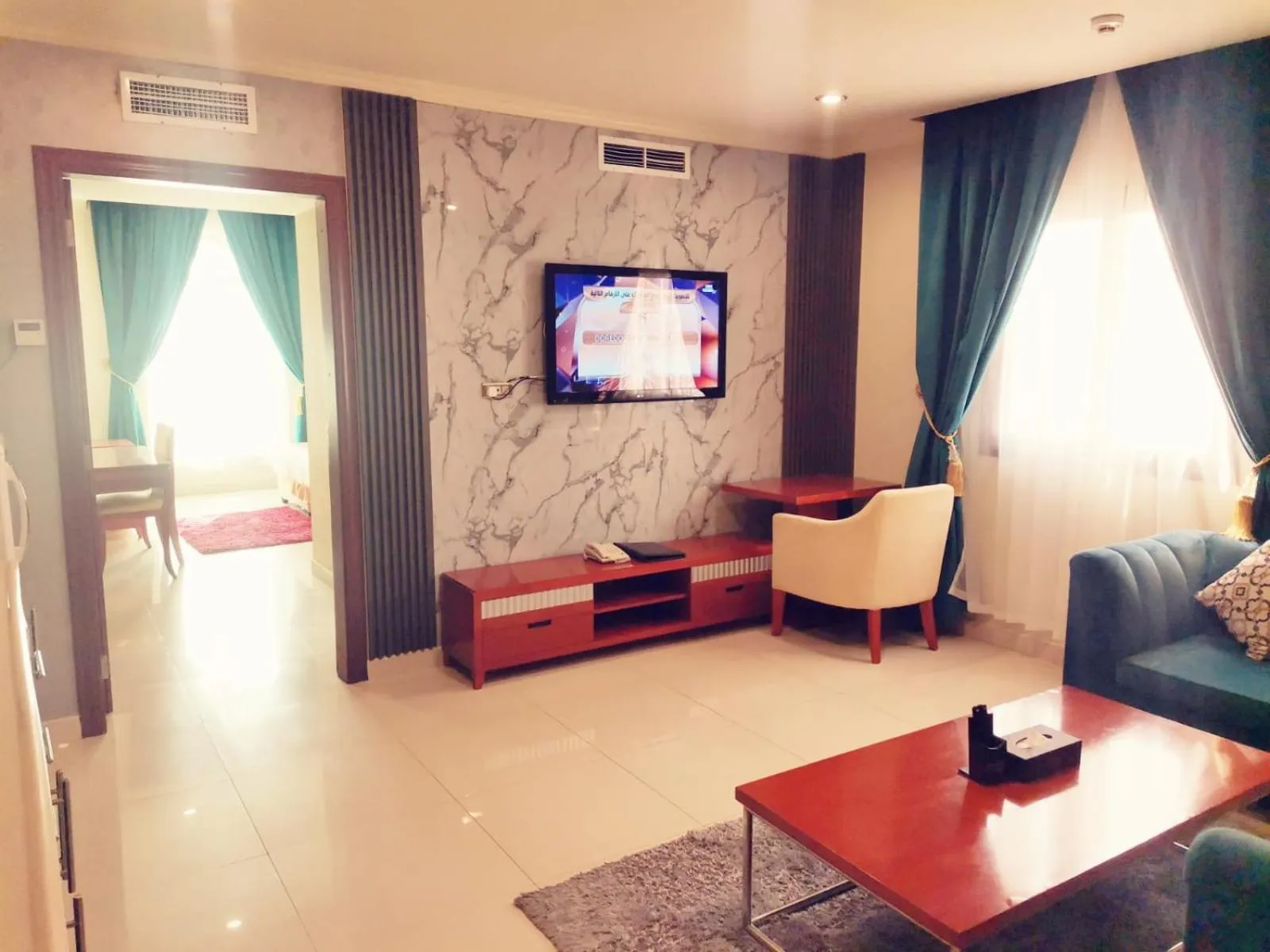 One-Bedroom Apartment in Villa Park