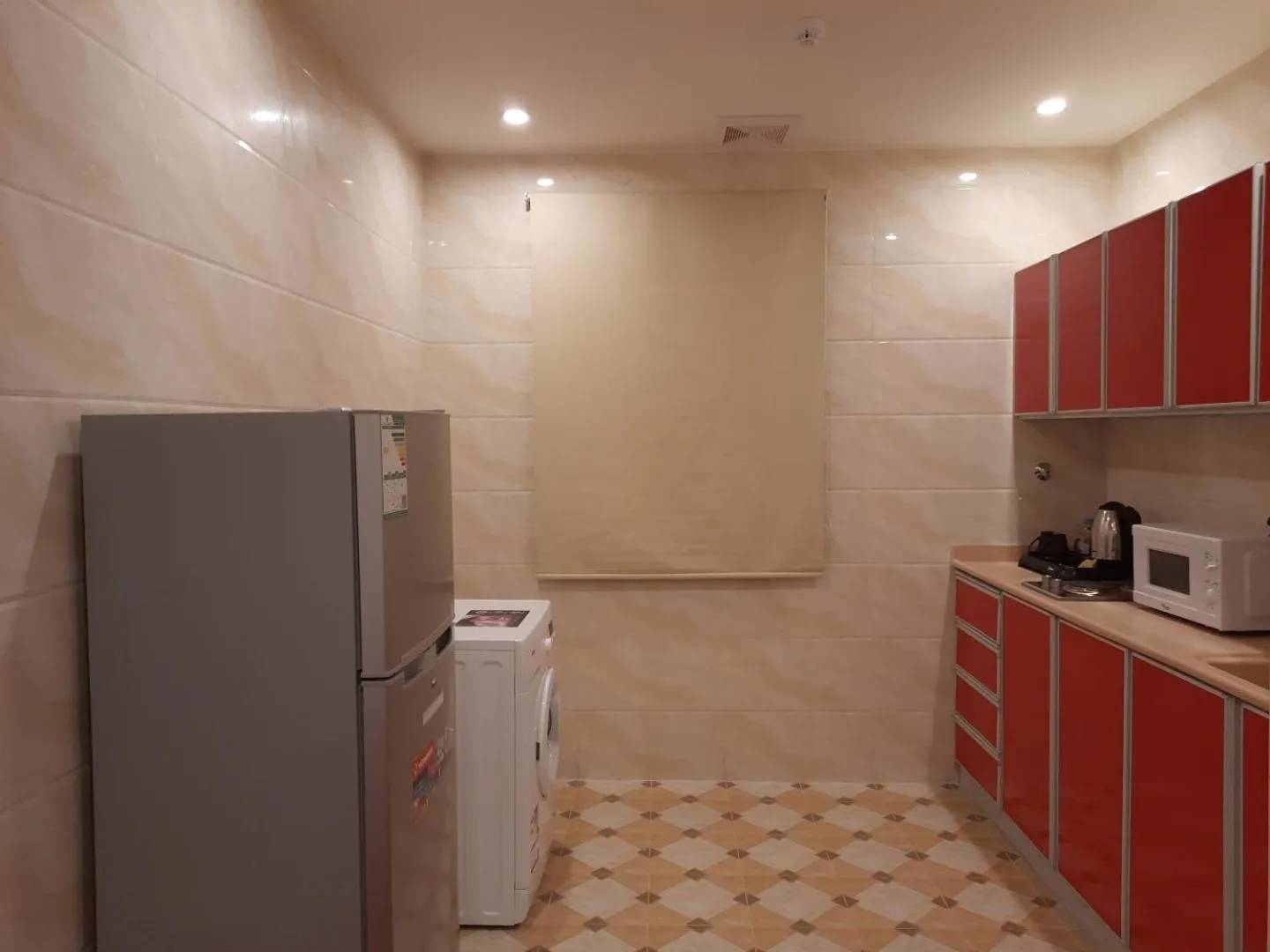 Kitchen or kitchenette in Villa Park