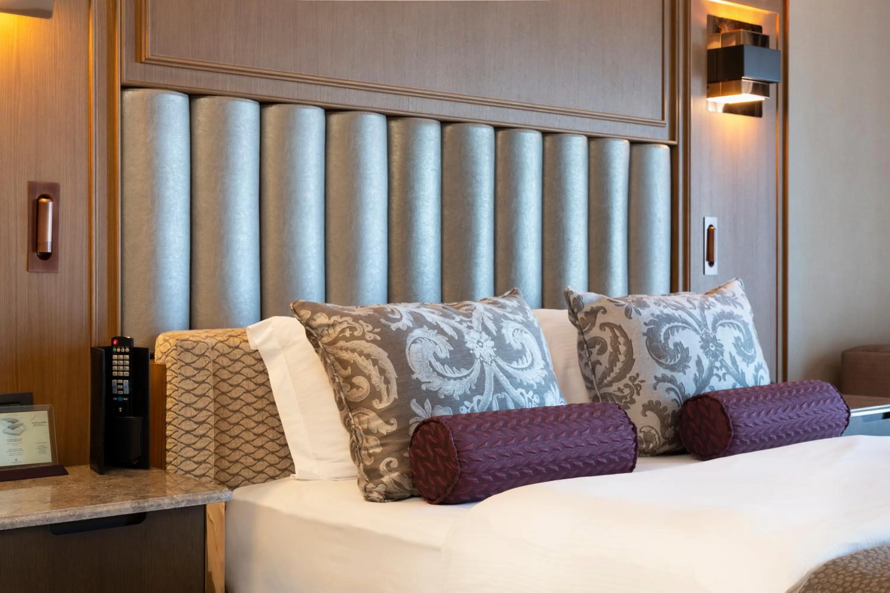 Decorative detail, Bed in Almira Hotel Thermal Spa & Convention Center