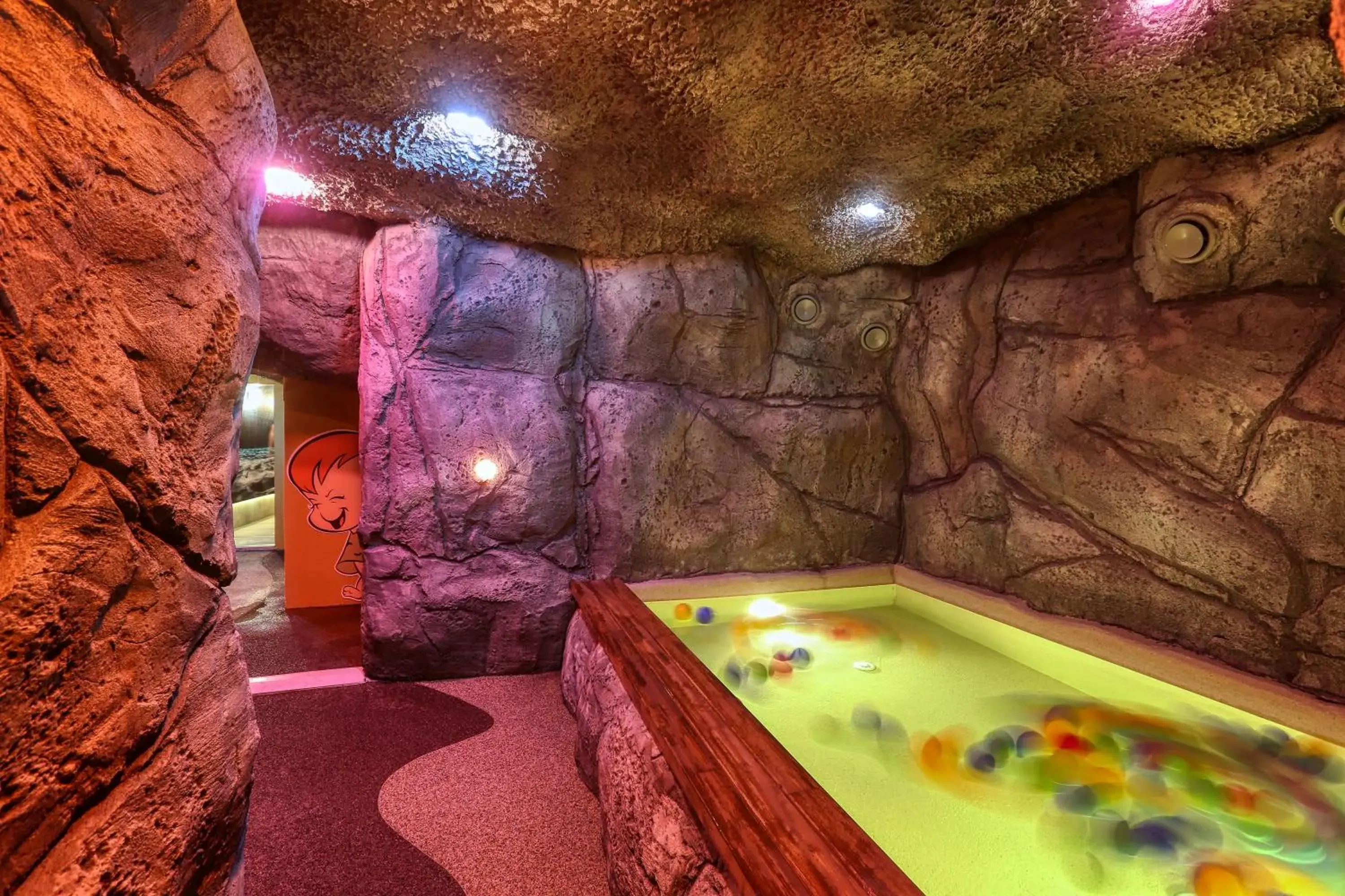 Spa and wellness centre/facilities in Almira Hotel Thermal Spa & Convention Center Spa and wellness centre/facilities in Almira Hotel Thermal Spa & Convention Center