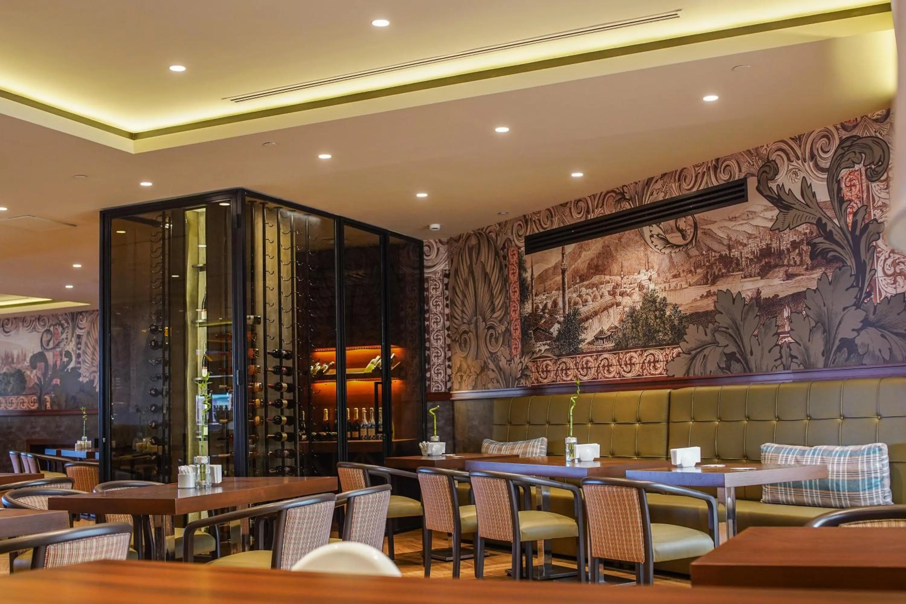 Breakfast in Almira Hotel Thermal Spa & Convention Center