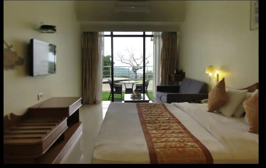 Bedroom, Bed in Valley View Beacon Resort