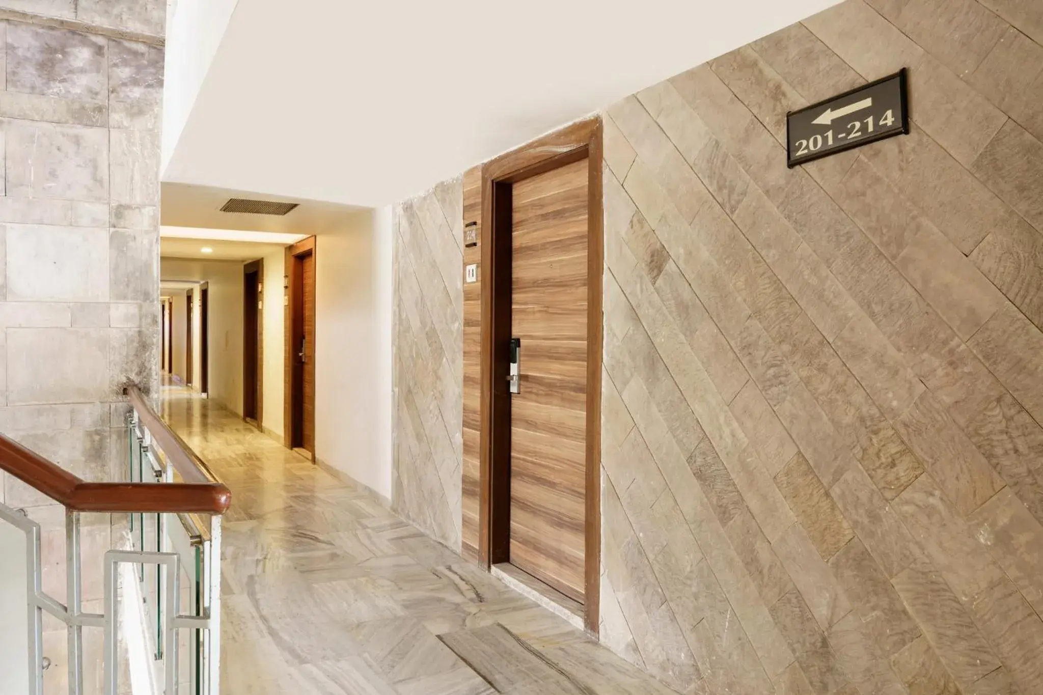 Property building in Valley View Beacon Resort Property building in Valley View Beacon Resort