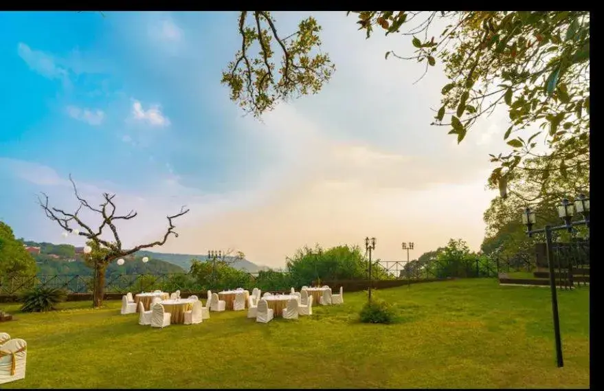 Garden in Valley View Beacon Resort Garden in Valley View Beacon Resort