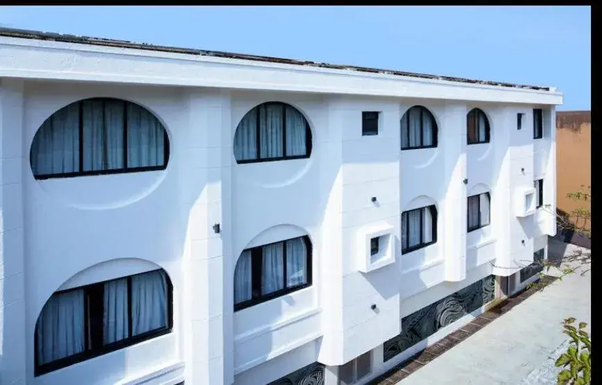 Property building in Valley View Beacon Resort Property building in Valley View Beacon Resort