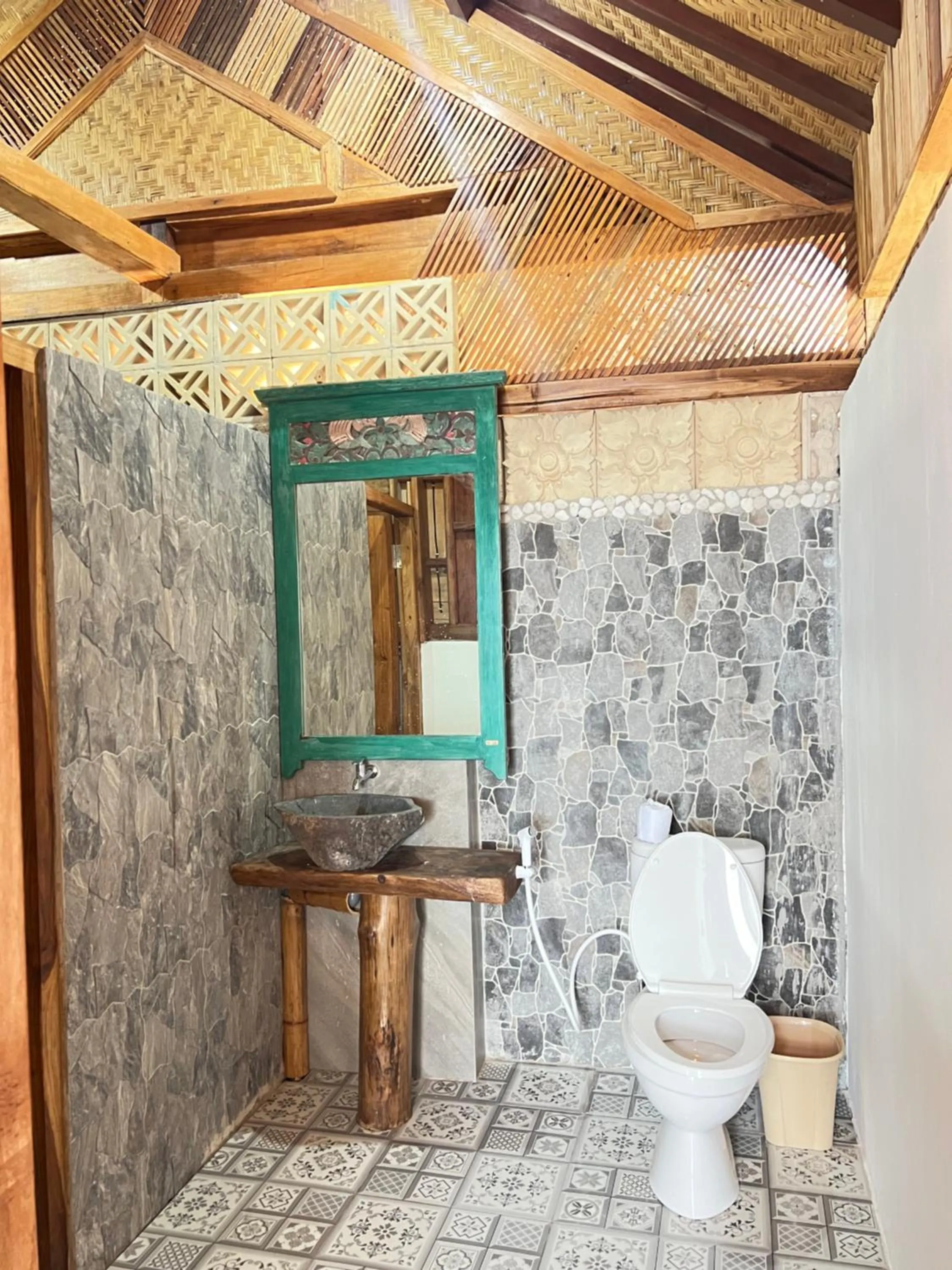 Waecicu Eden Beach Hotel