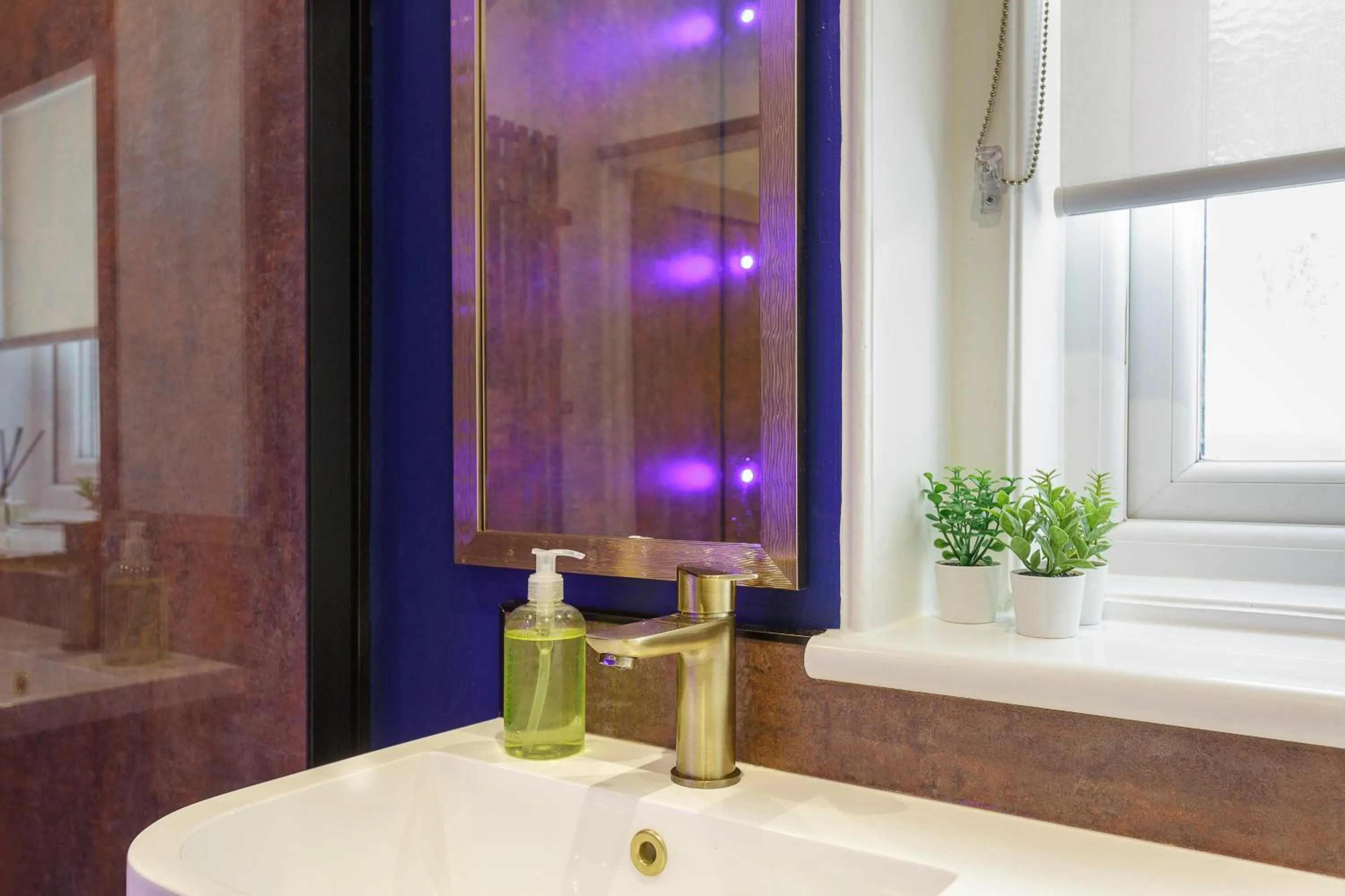 Bathroom in Cormorant PLACE LUXURY PAD
