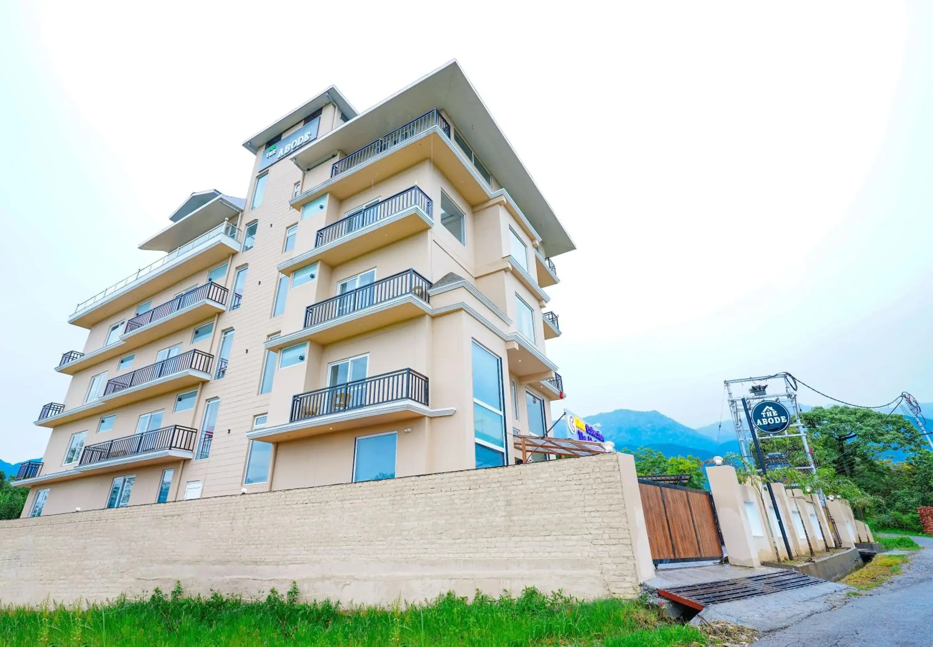 Property building in Click Collection The Abode, Dharamshala Property building in Click Collection The Abode, Dharamshala