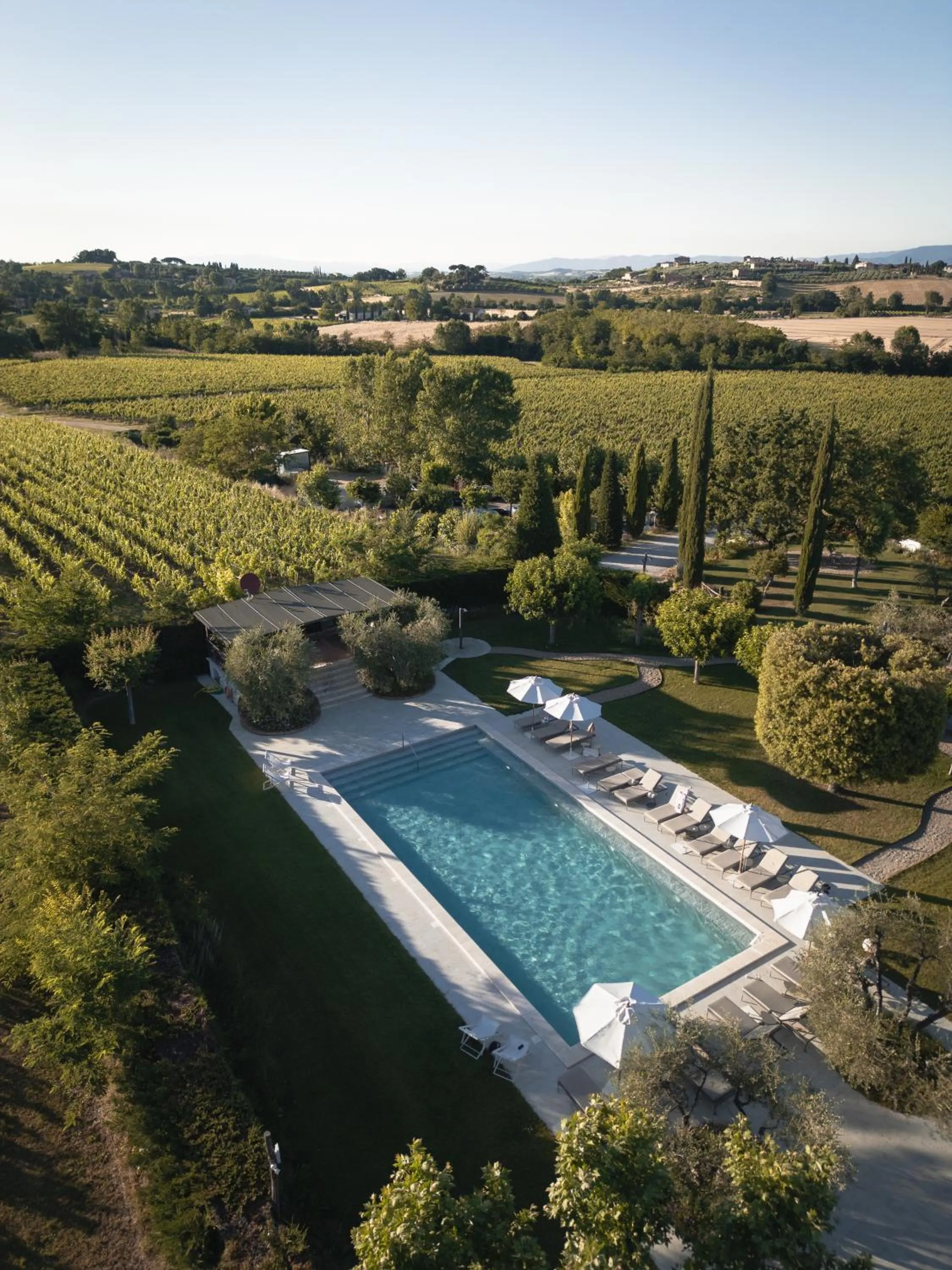 Property building in Borgo San Vincenzo