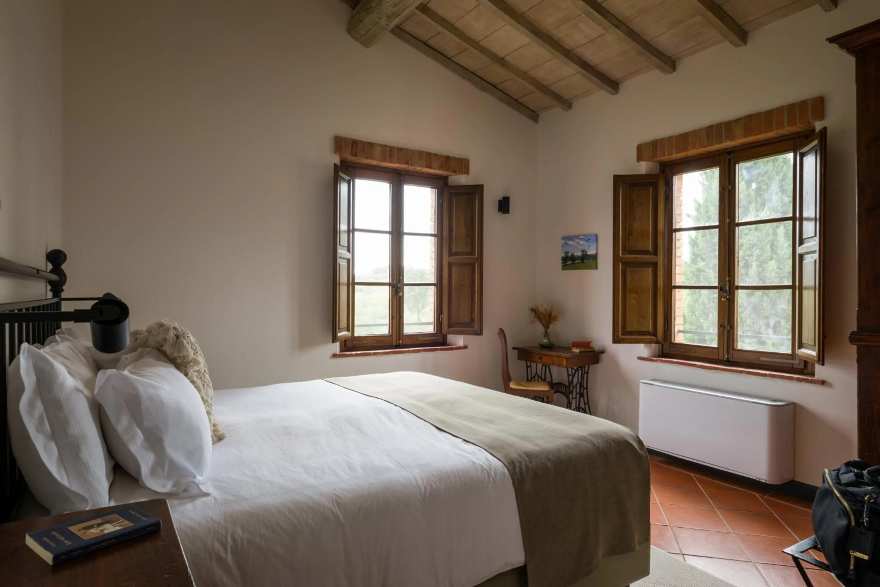 Photo of the whole room, Bed in Borgo San Vincenzo