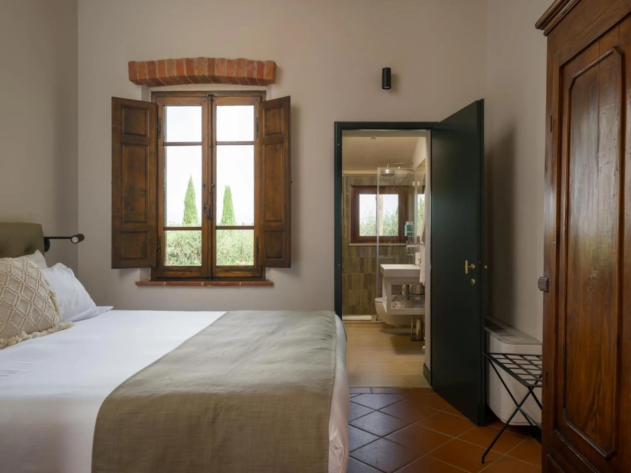 Bedroom, Bed in Borgo San Vincenzo