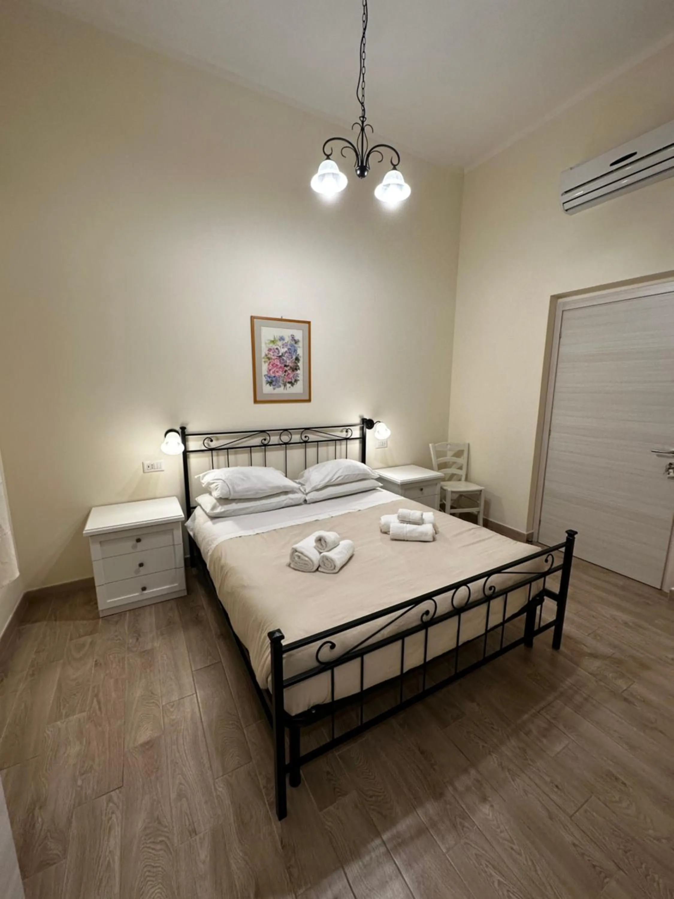 Bedroom, Bed in Domo Achenza