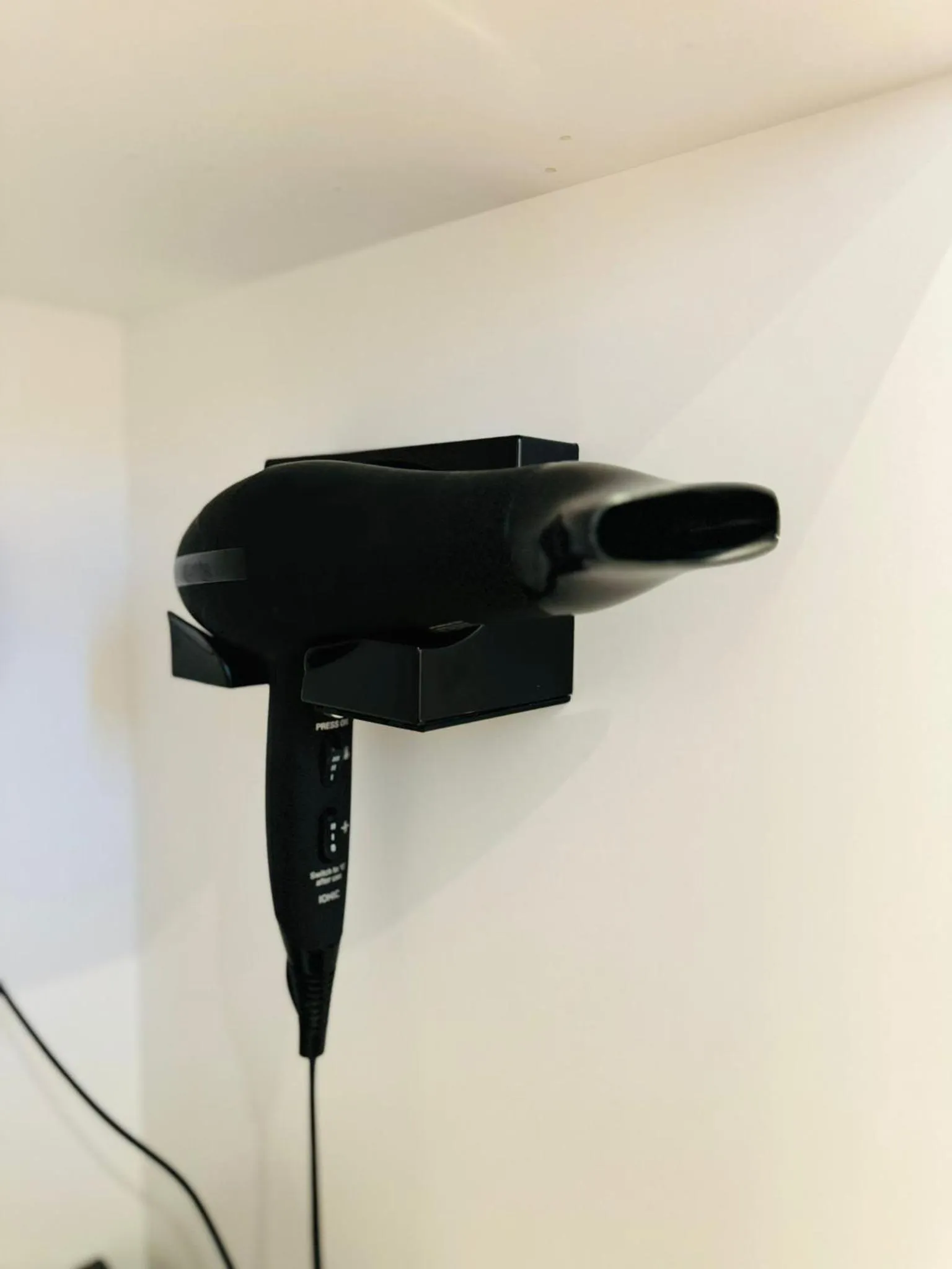 hair dryier in Victoria Studios