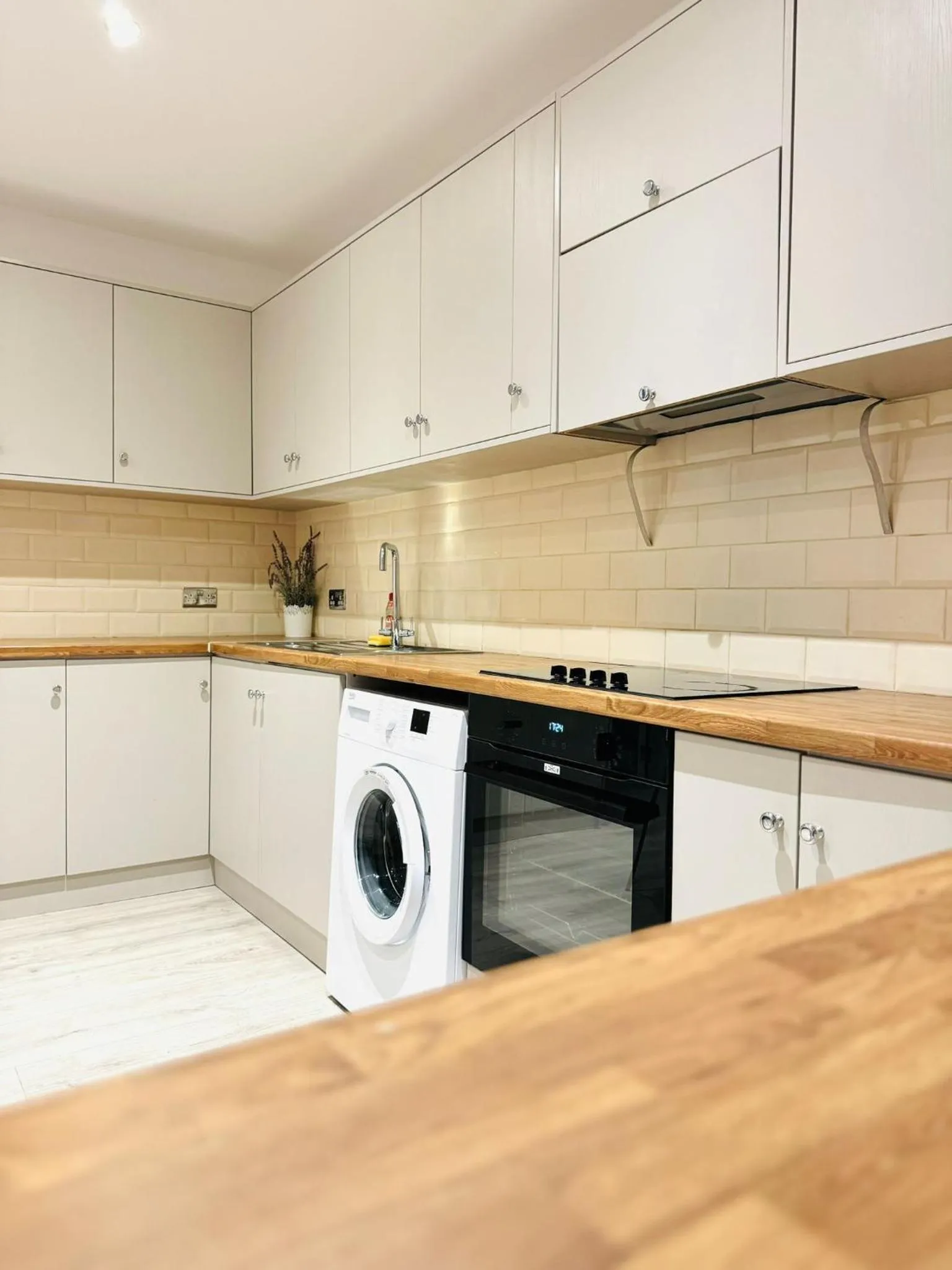 kitchen in Victoria Studios