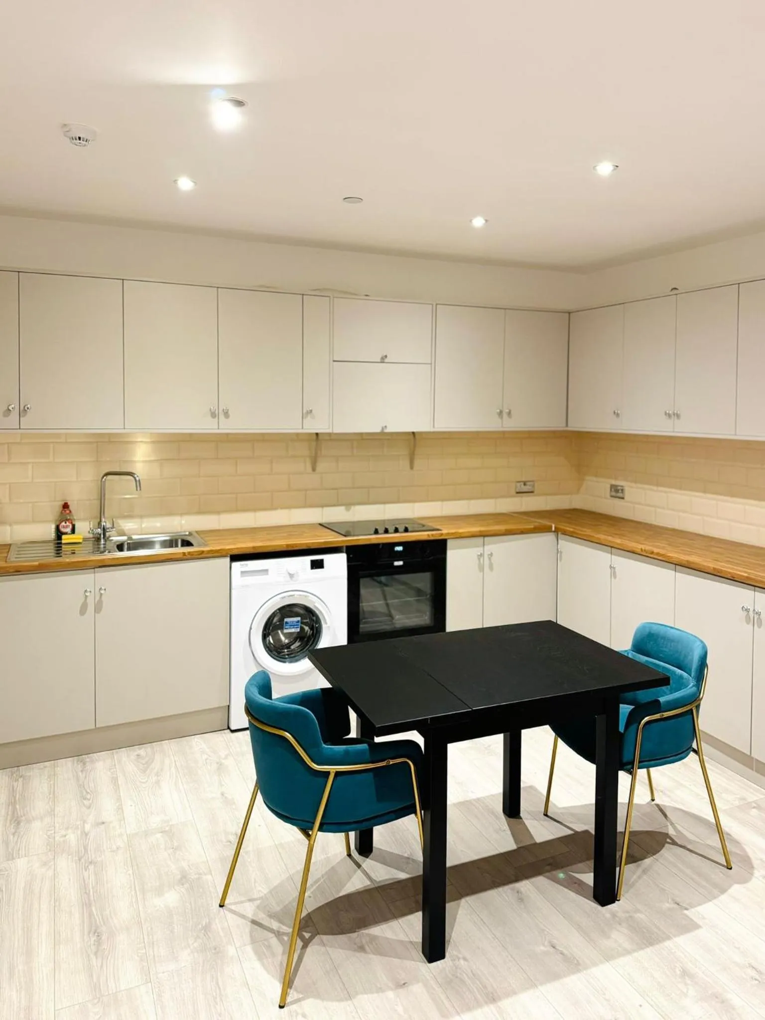 kitchen in Victoria Studios