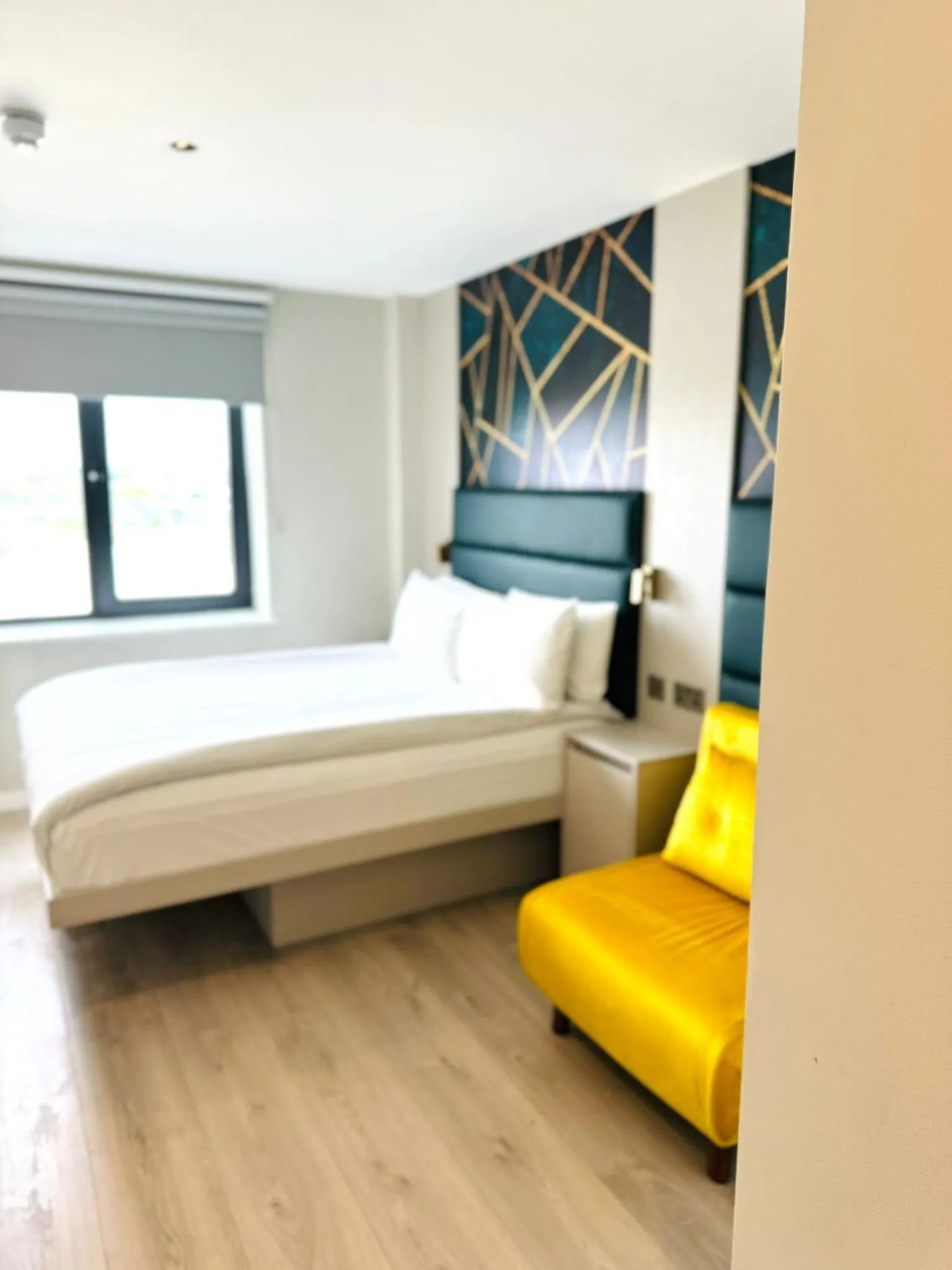 Bed in Victoria Studios