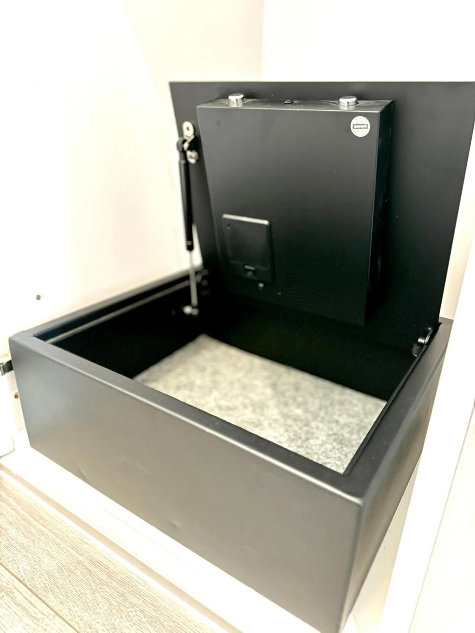 safe in Victoria Studios