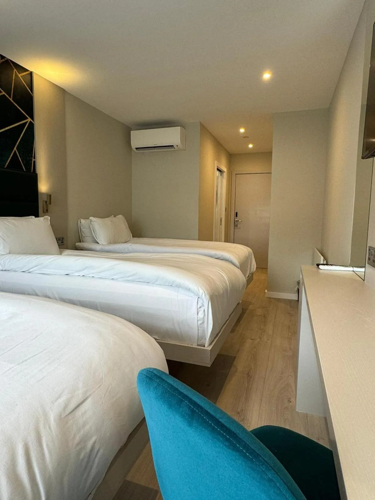 Bed in Victoria Studios