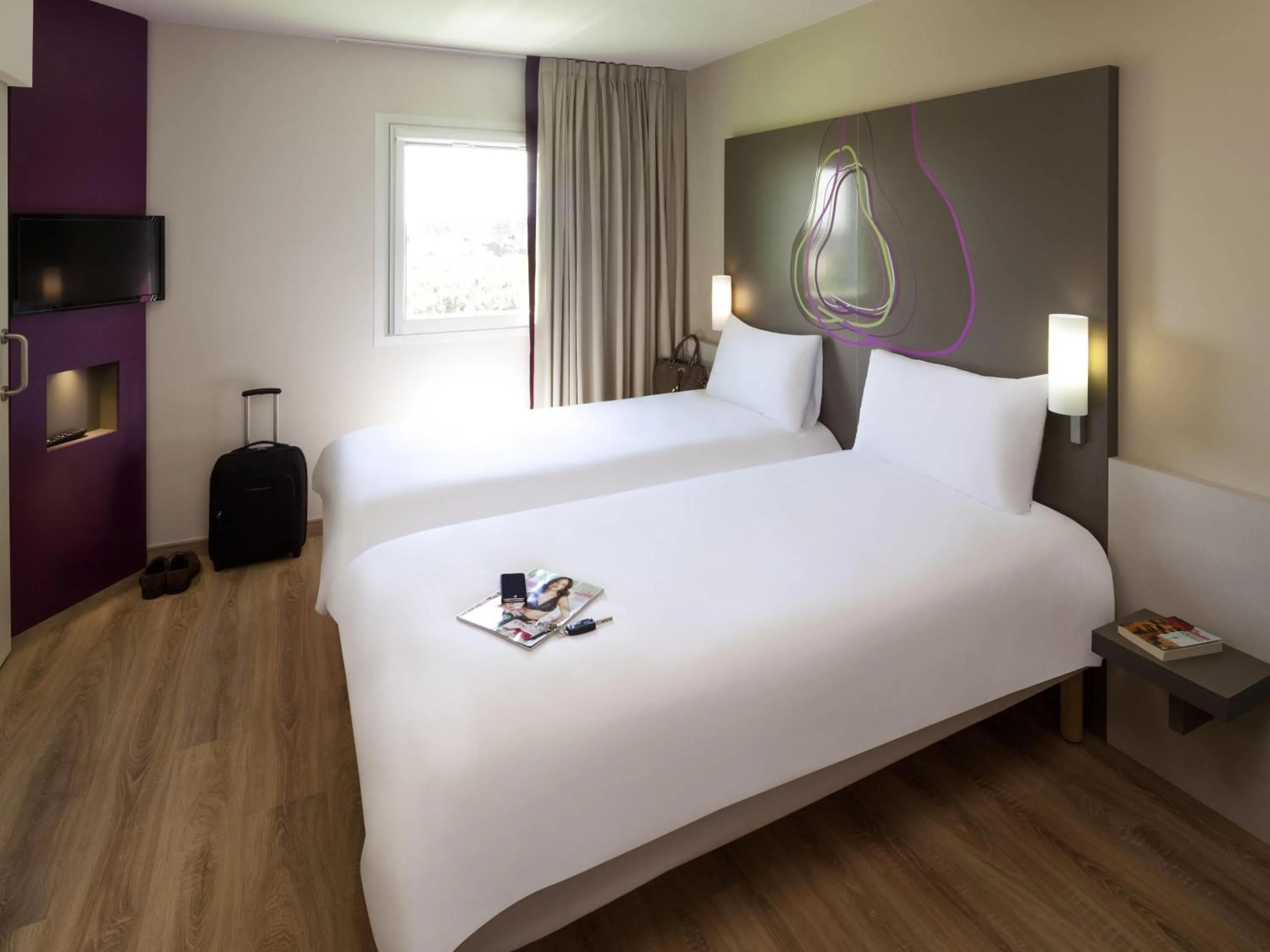 Bedroom, Bed in Hotel Ibis Styles Lleida Torrefarrera