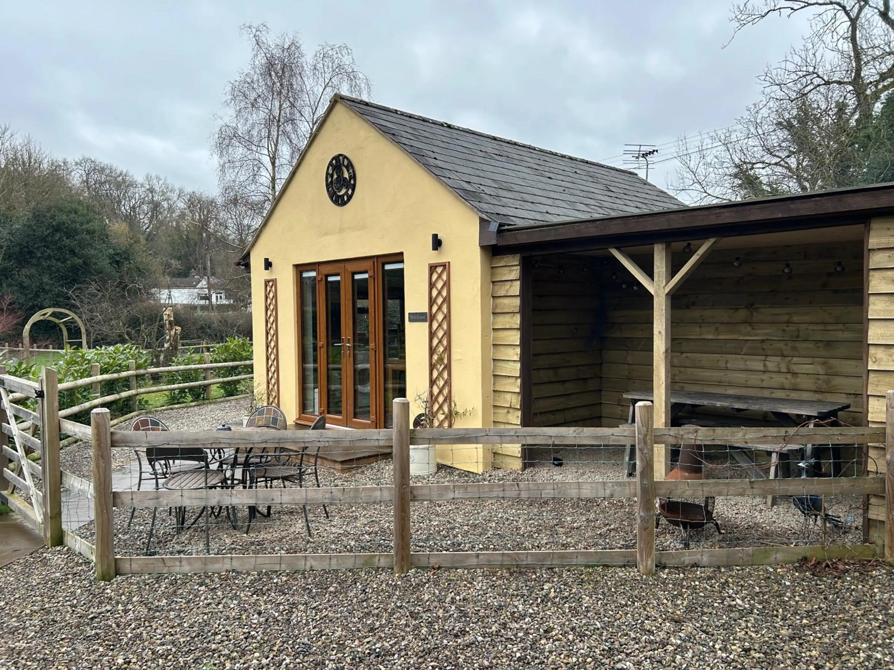 1 bedroomed Detached holiday retreat Pant