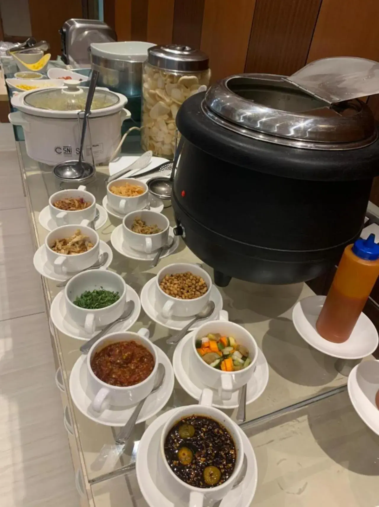 Restaurant/places to eat in V Hotel Tebet Restaurant/places to eat in V Hotel Tebet