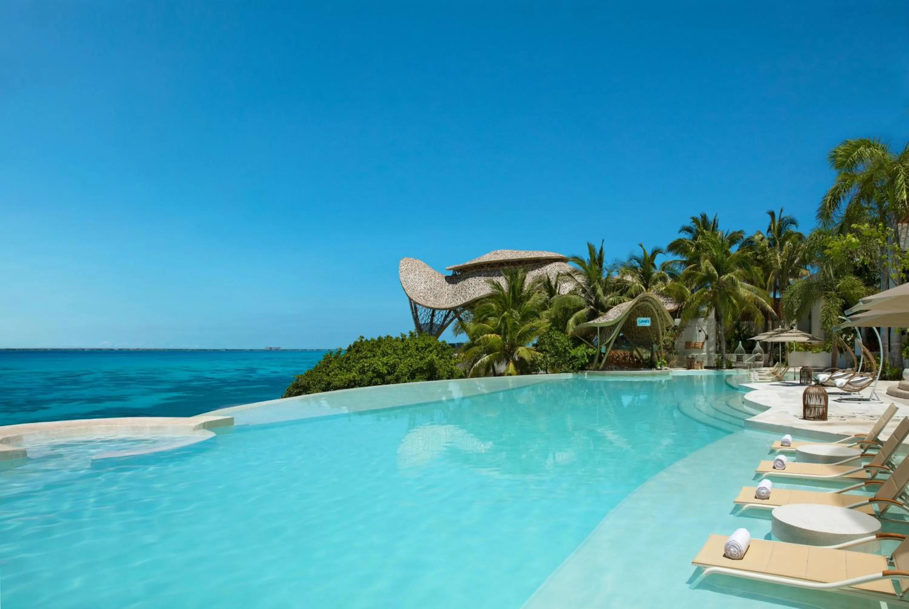 Swimming pool in Impression Isla Mujeres by Secrets - Adults Only - All Inclusive