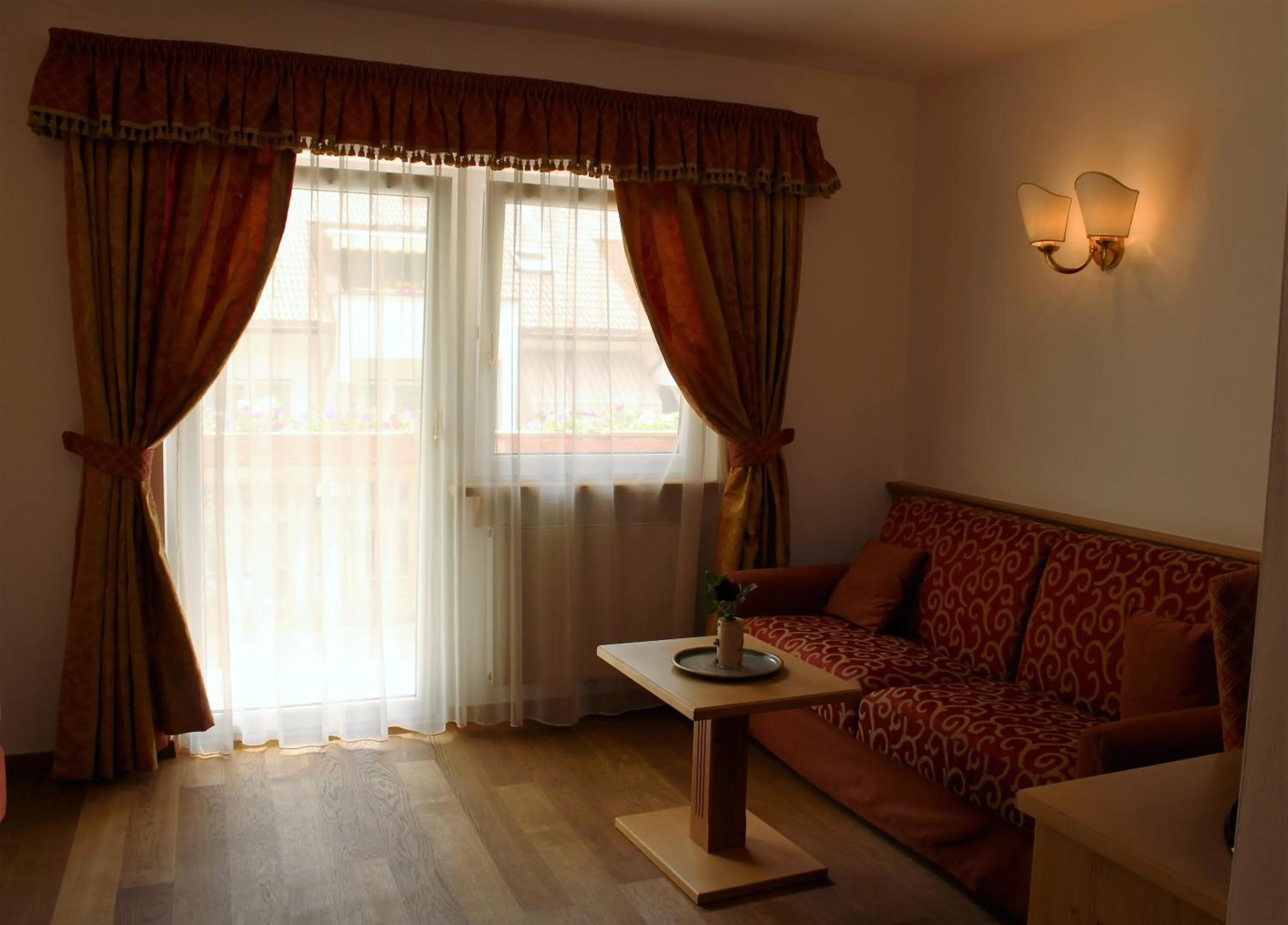 Day in Hotel Rotwand