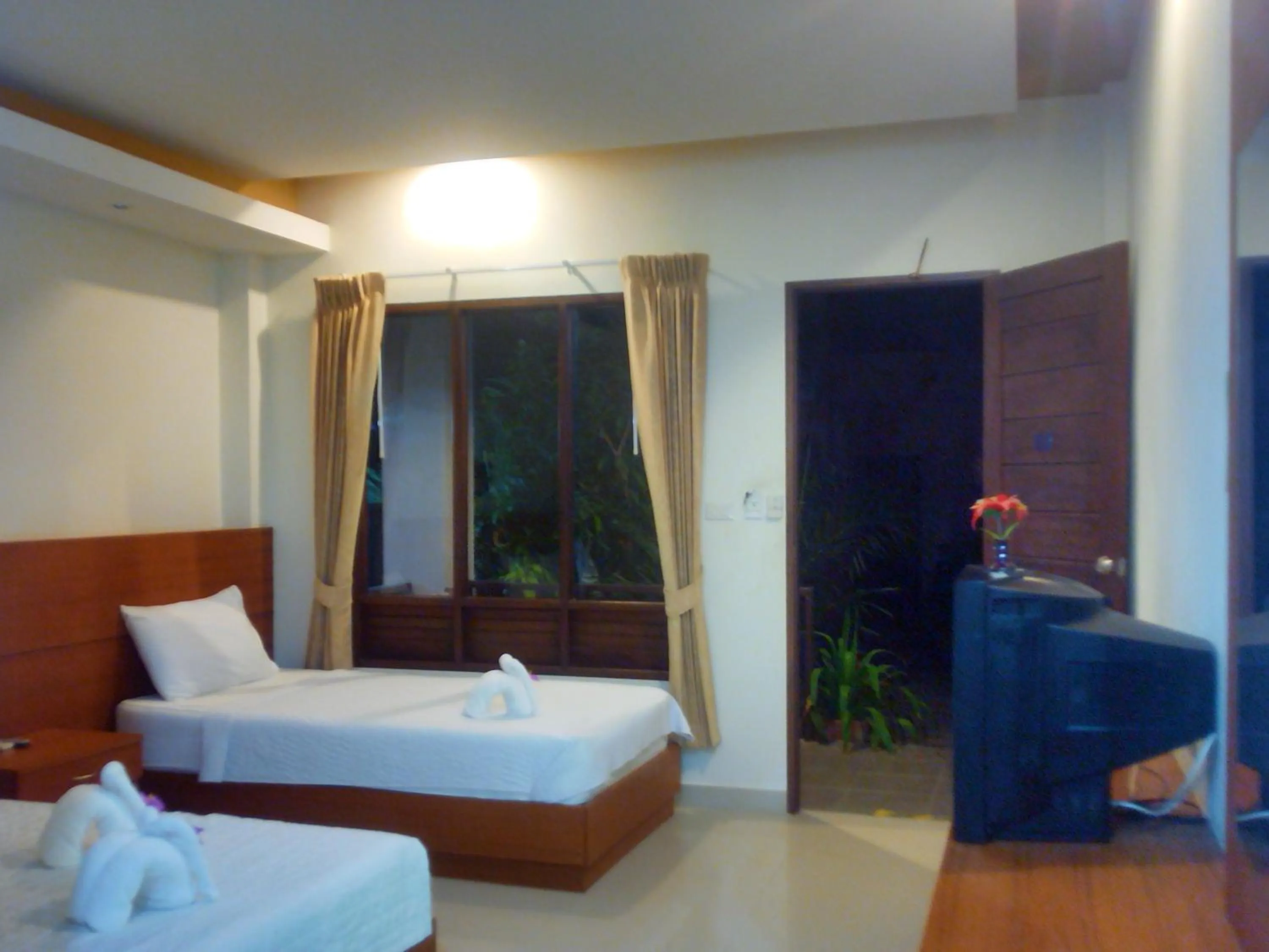 Photo of the whole room, Bed in Modern Resort