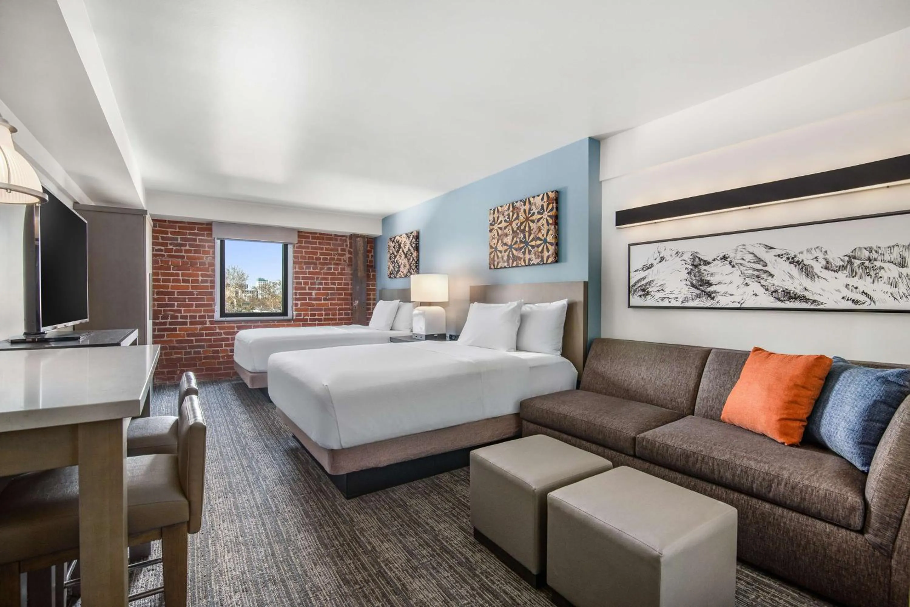 Bedroom, Bed in Hyatt House Sacramento-Midtown