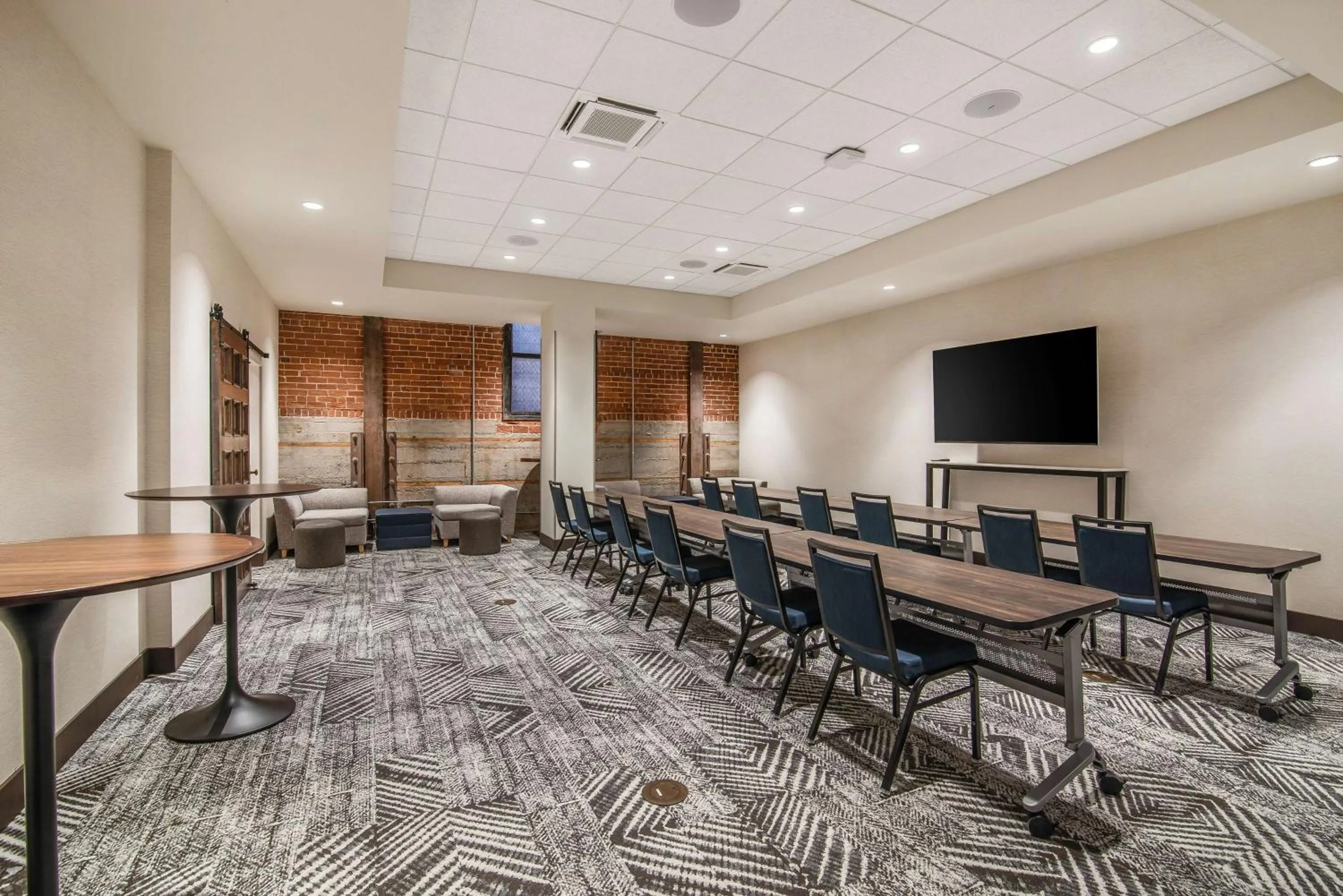 Meeting/conference room in Hyatt House Sacramento-Midtown