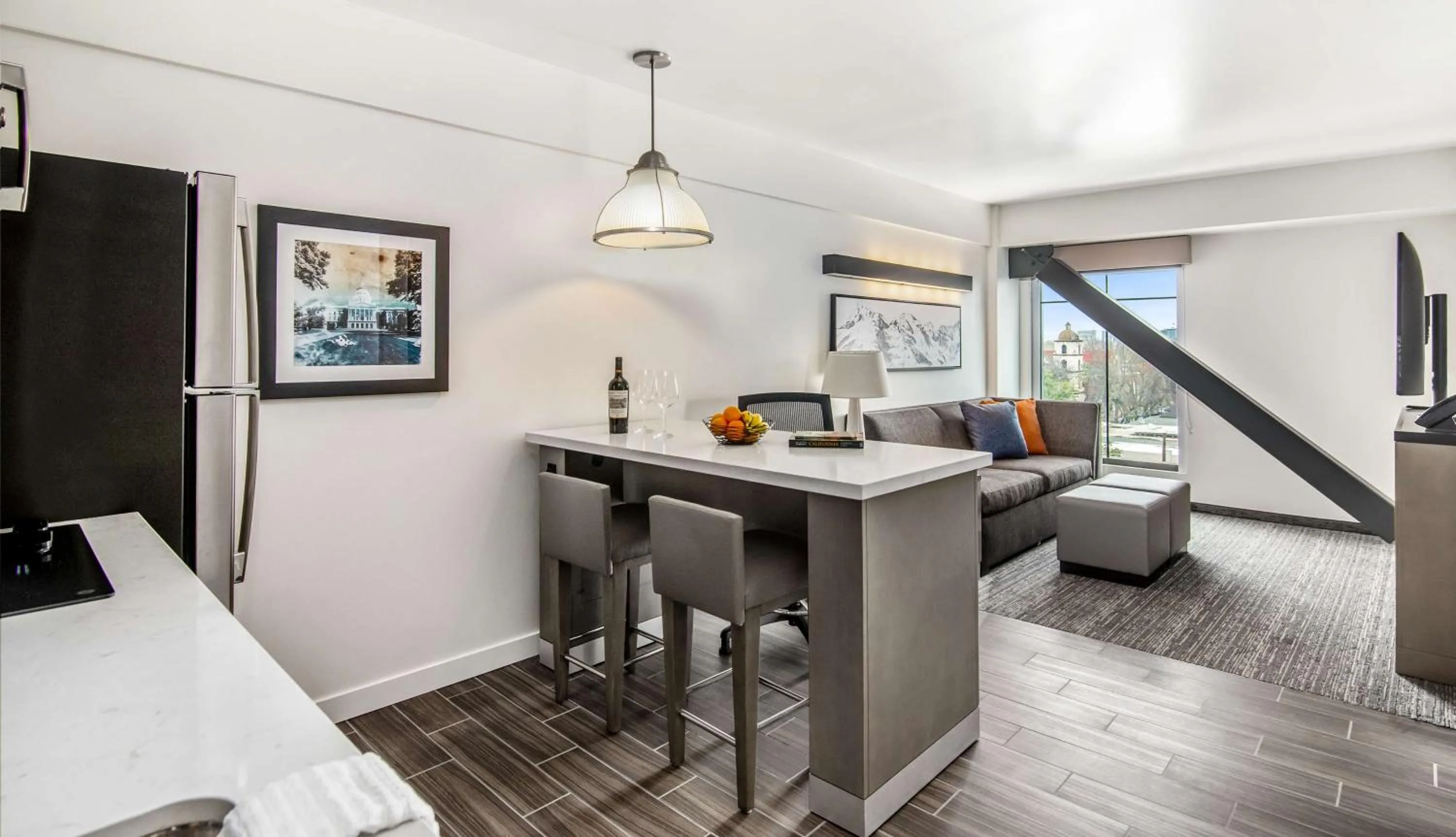 Photo of the whole room in Hyatt House Sacramento-Midtown