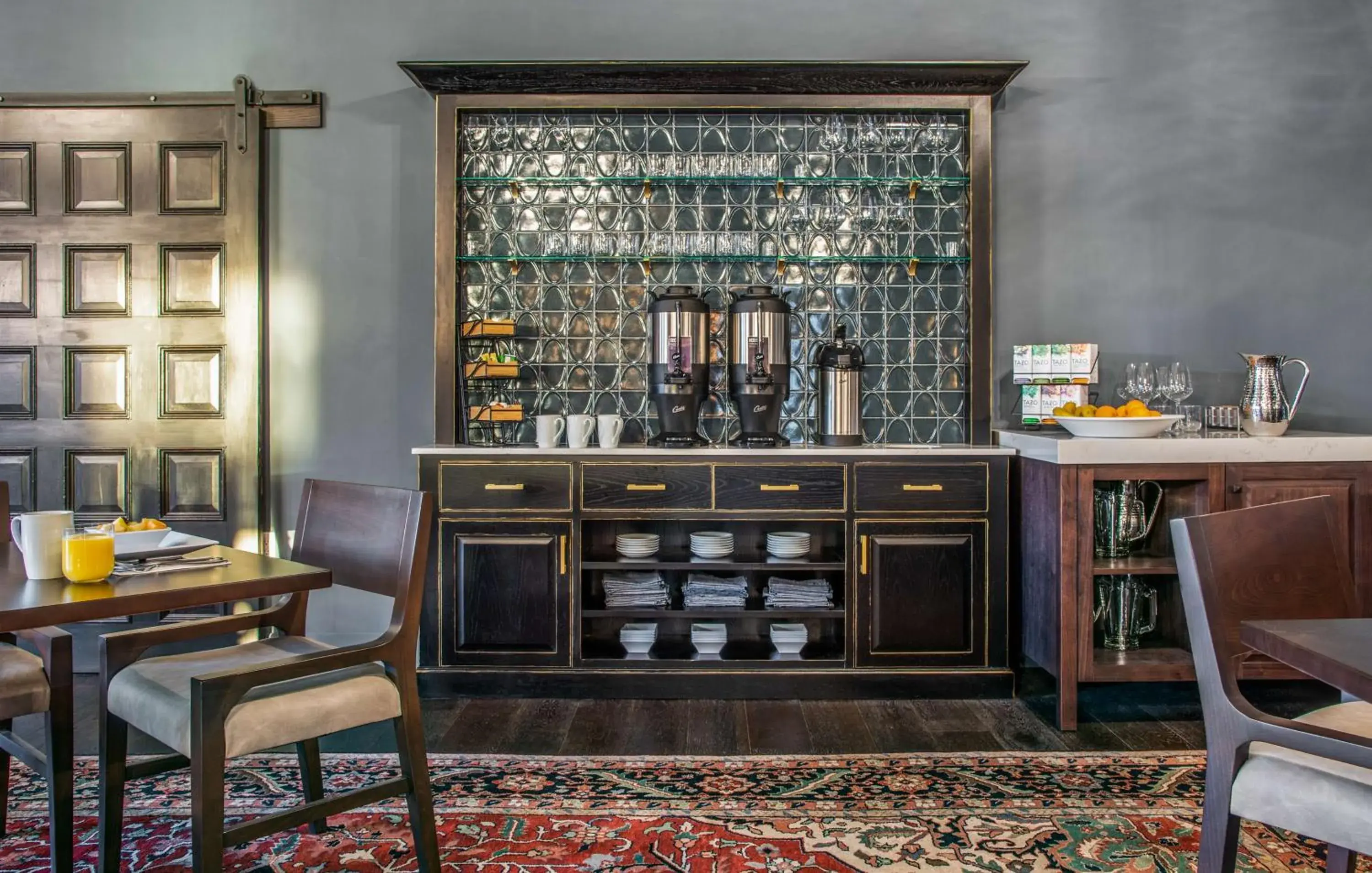 Restaurant/places to eat in Hyatt House Sacramento-Midtown Restaurant/places to eat in Hyatt House Sacramento-Midtown