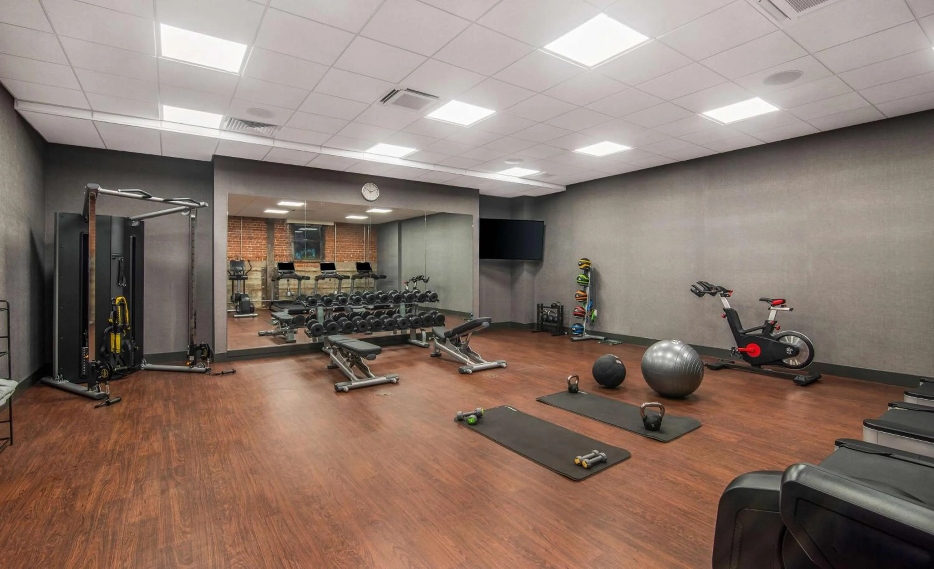Fitness centre/facilities in Hyatt House Sacramento-Midtown