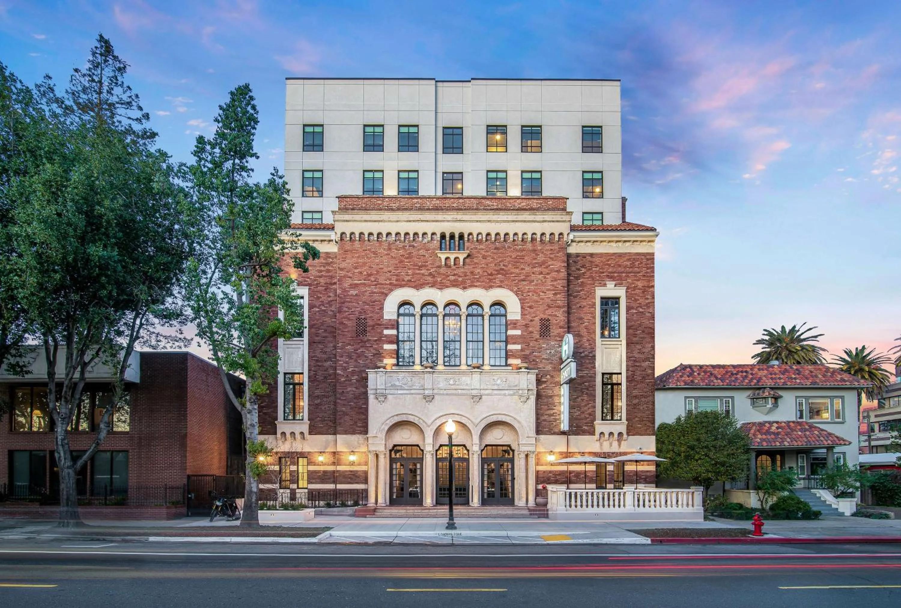 Property building in Hyatt House Sacramento-Midtown