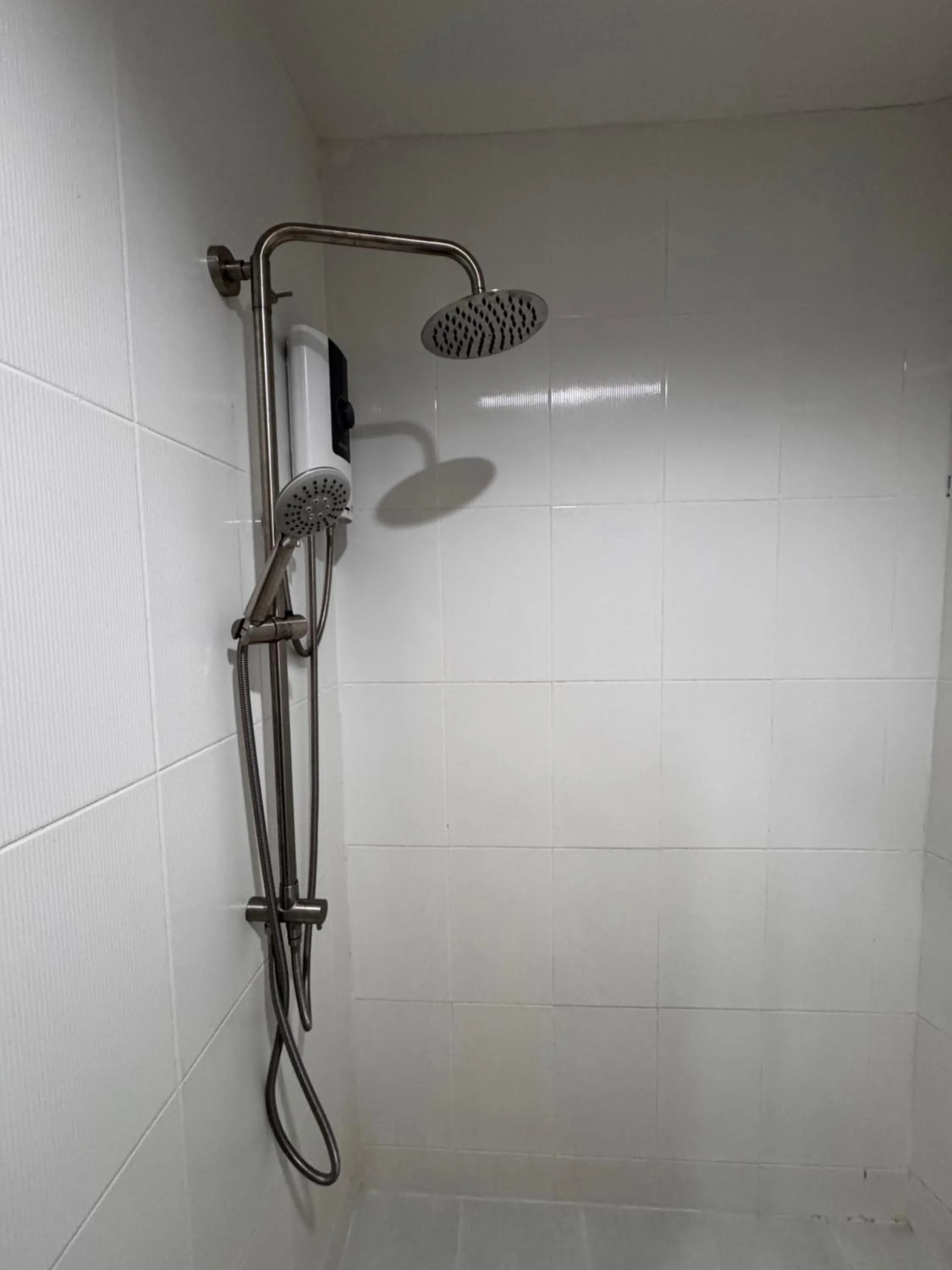 Shower in Phuket Muay Thai Hotel Rawai Beach