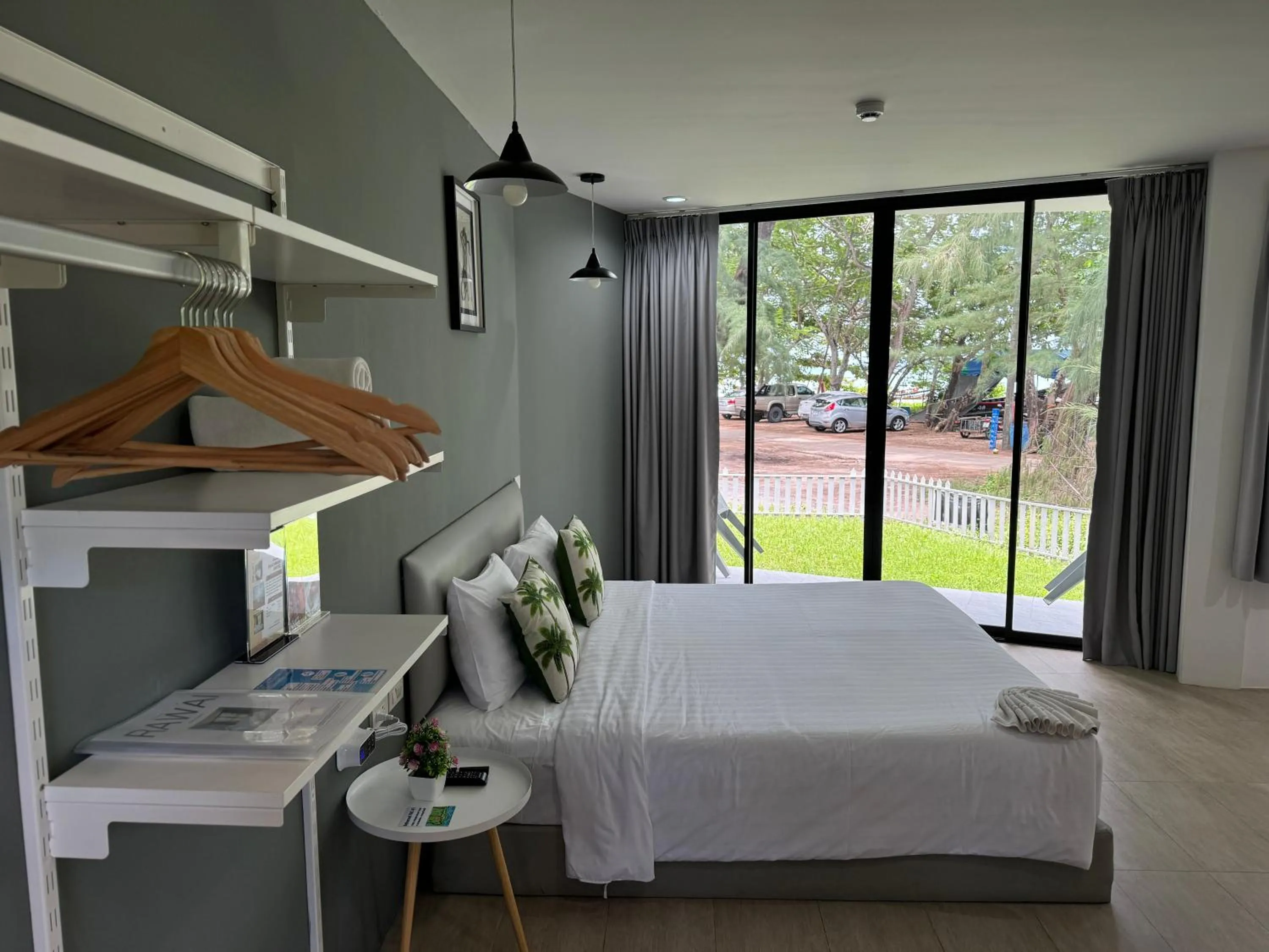 Sea view, Bed in Phuket Muay Thai Hotel Rawai Beach