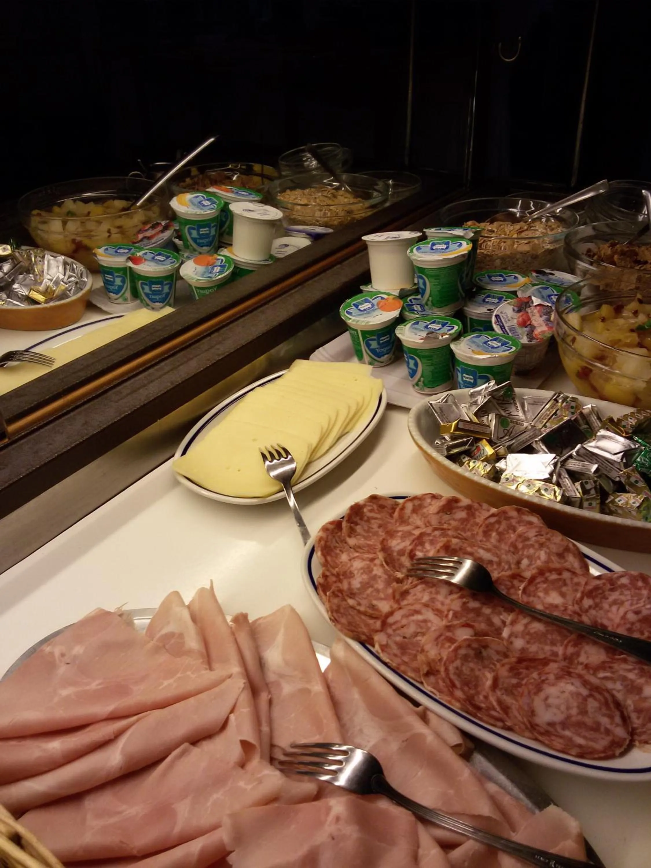 Food in Hotel Villa Dina