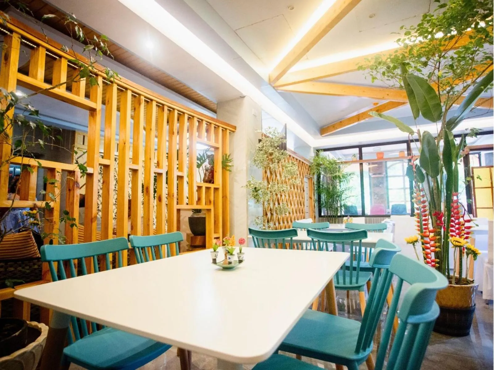 Restaurant/places to eat in ARC Homes Hotel Panglao powered by Cocotel