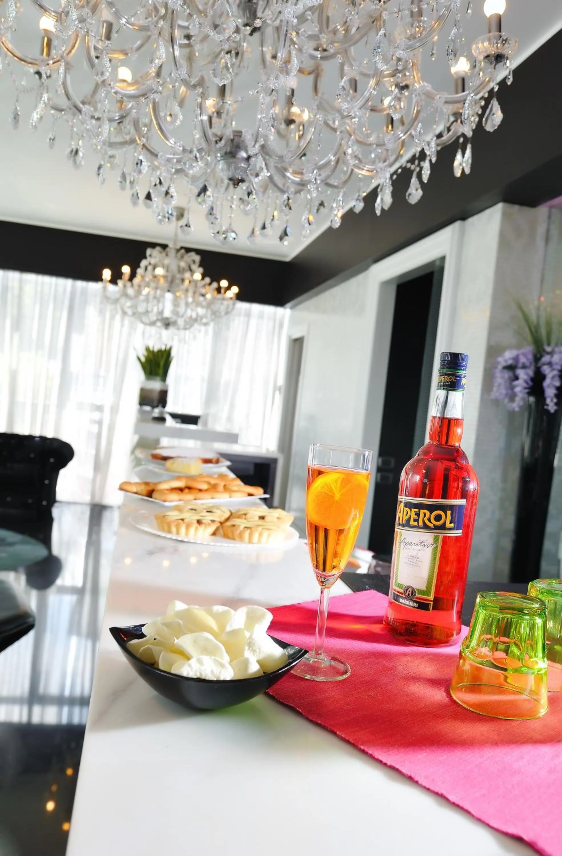 Lounge or bar in Hotel In - Lounge Room