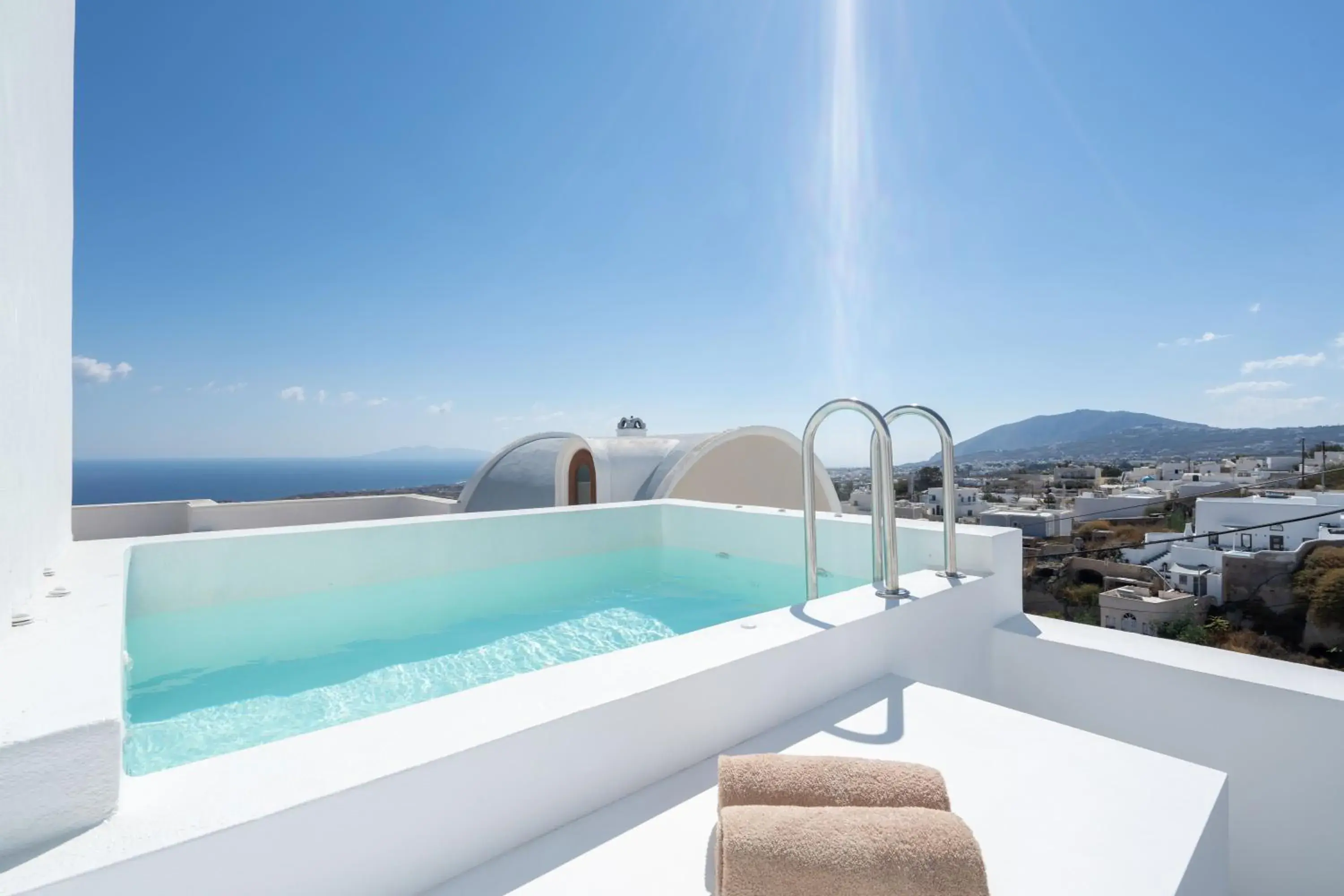 Swimming pool in Cycladic Suites & Spa Swimming pool in Cycladic Suites & Spa