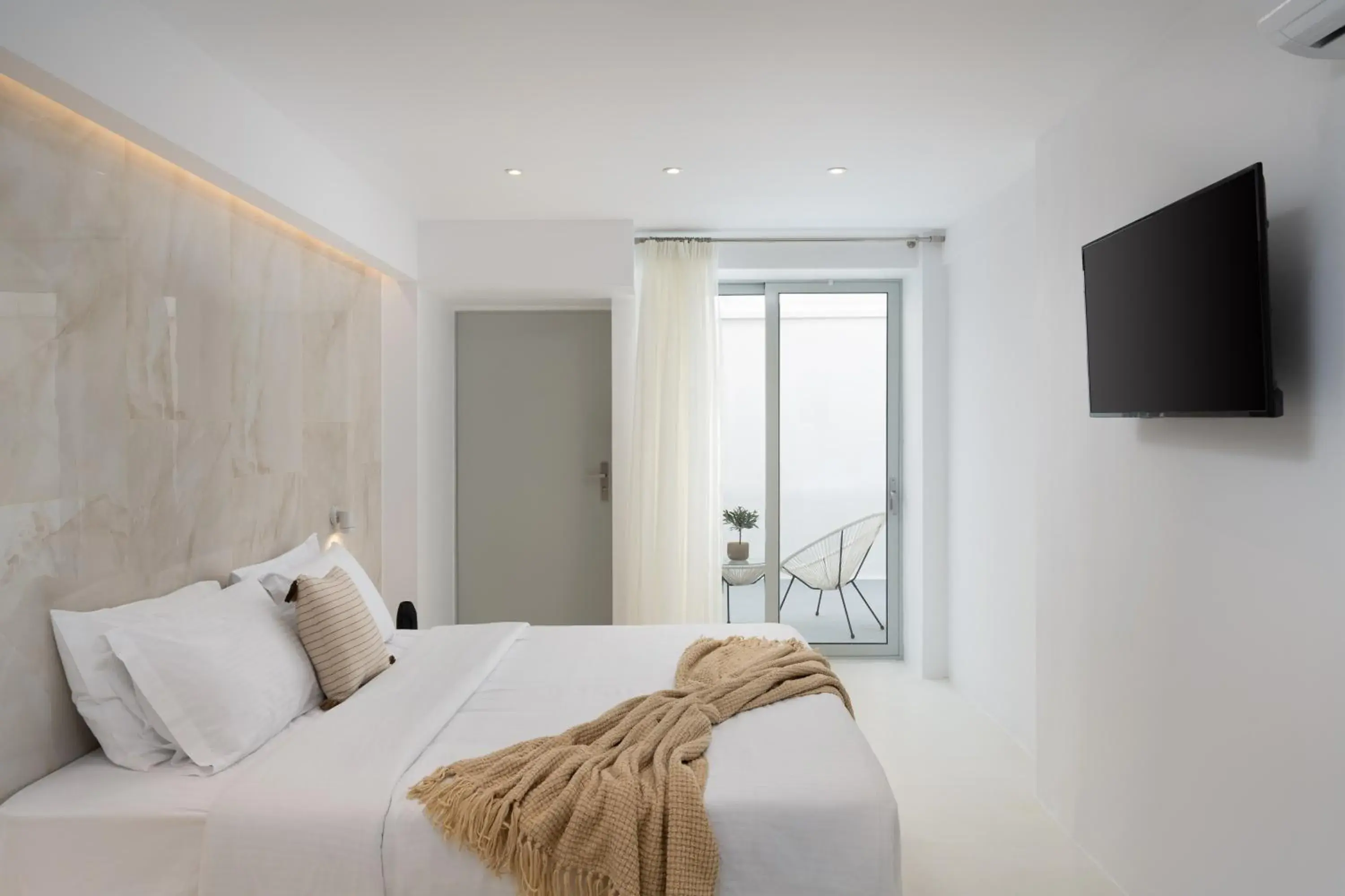 Cave Suite with Private Jacuzzi & Private Steam Room in Cycladic Suites & Spa Cave Suite with Private Jacuzzi & Private Steam Room in Cycladic Suites & Spa