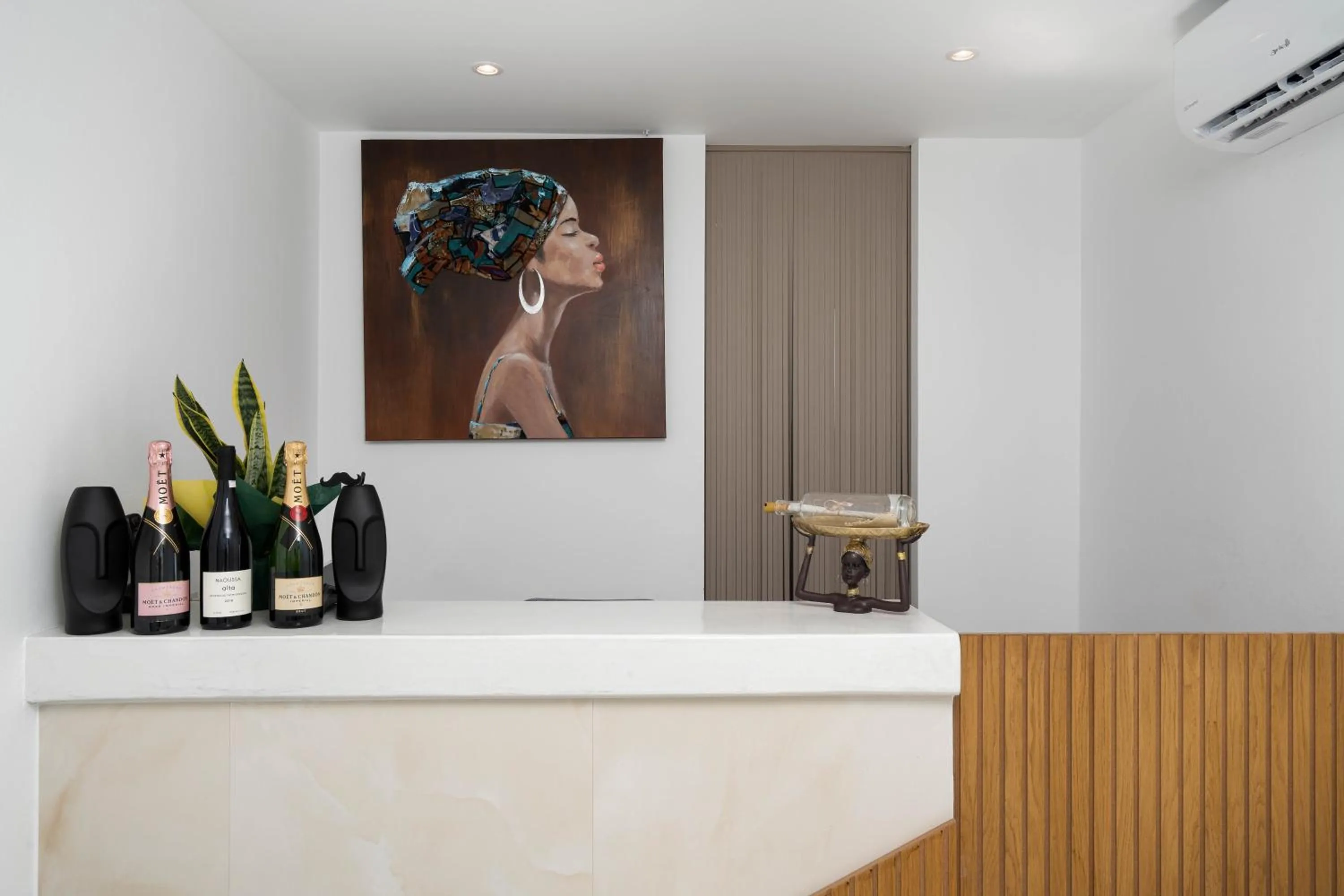 Lobby or reception in Cycladic Suites & Spa