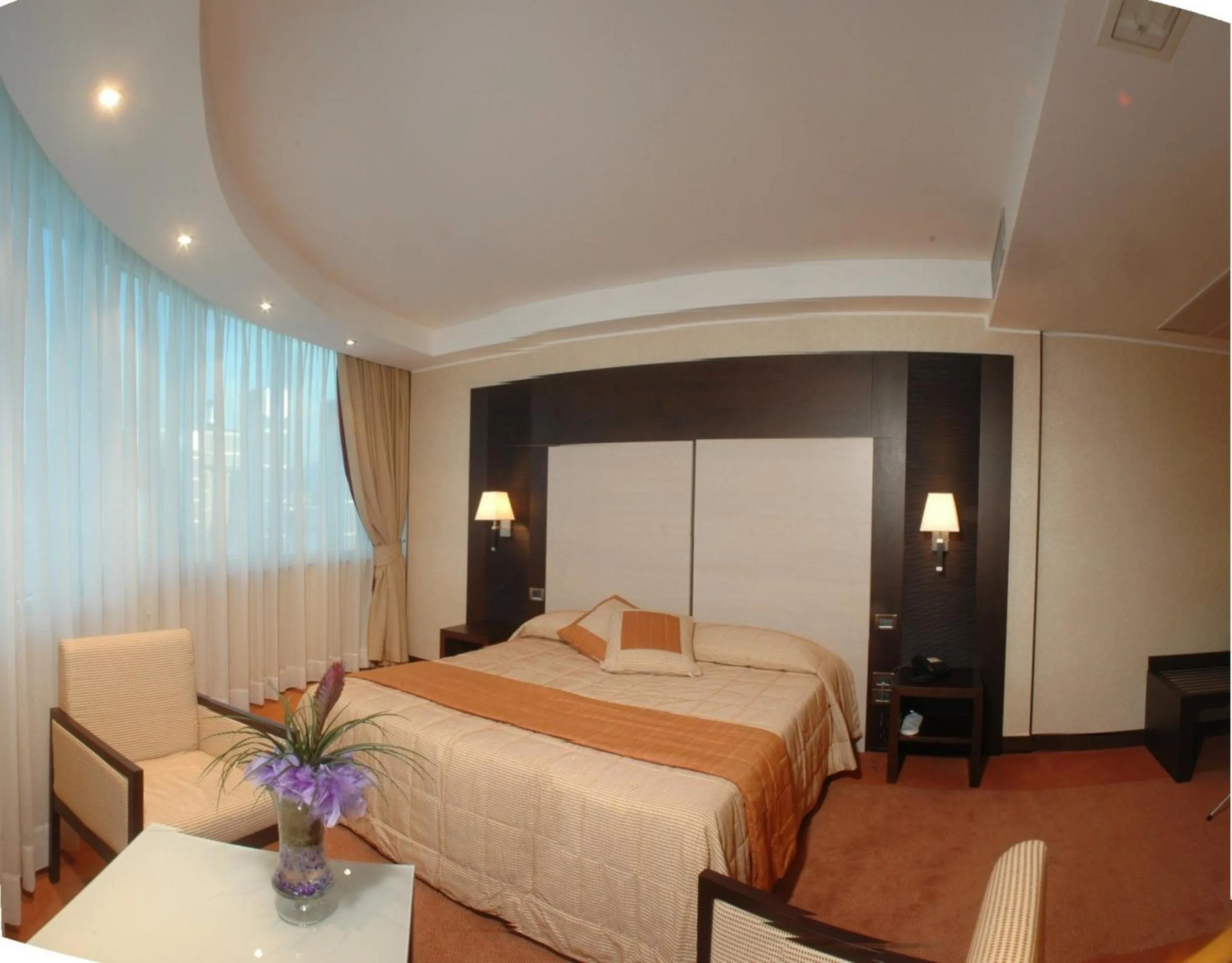 Bed in Hotel San Mauro