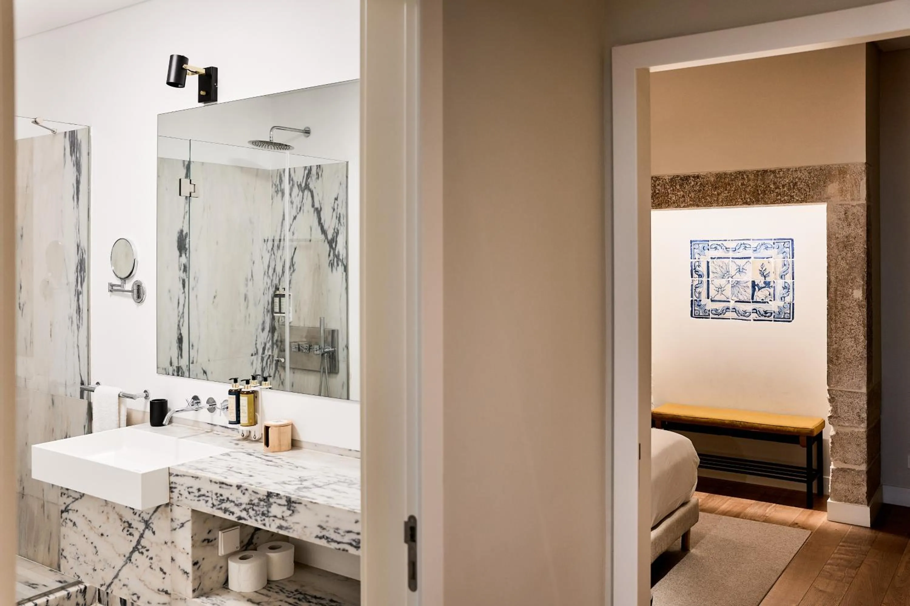 Shower in Ando Living - Augusta House