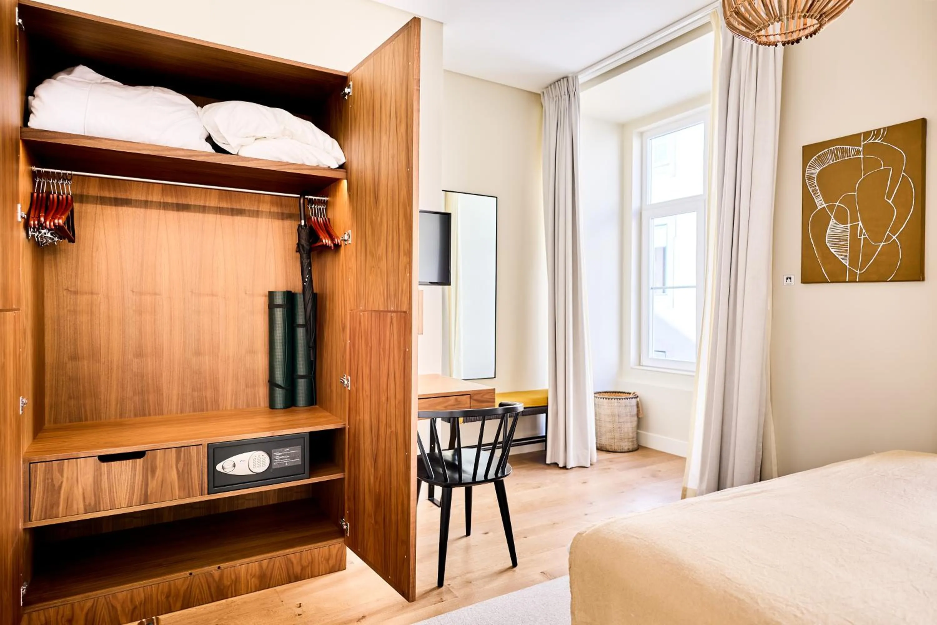 Bedroom, Bed in Ando Living - Augusta House
