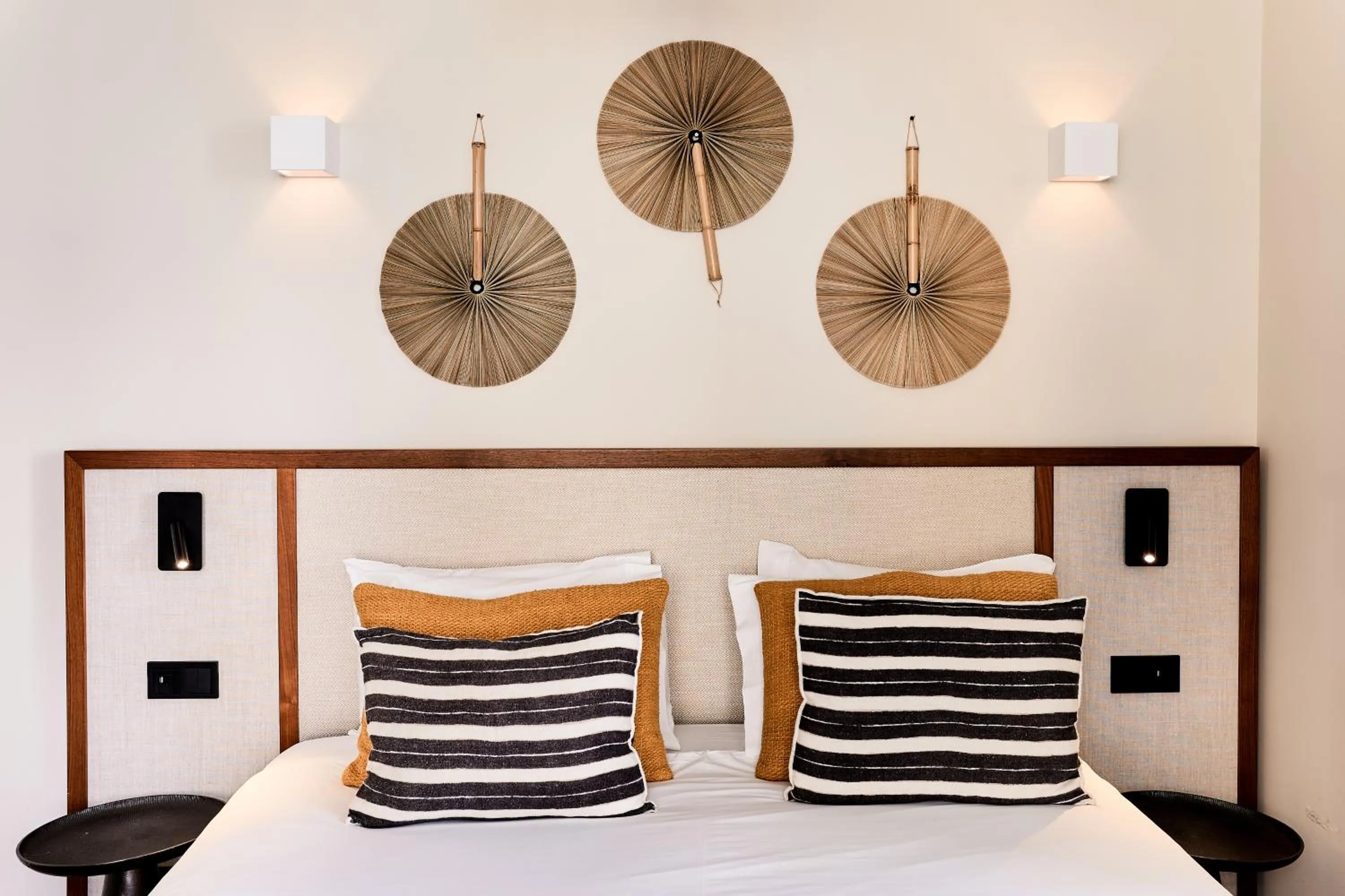 Bedroom, Bed in Ando Living - Augusta House