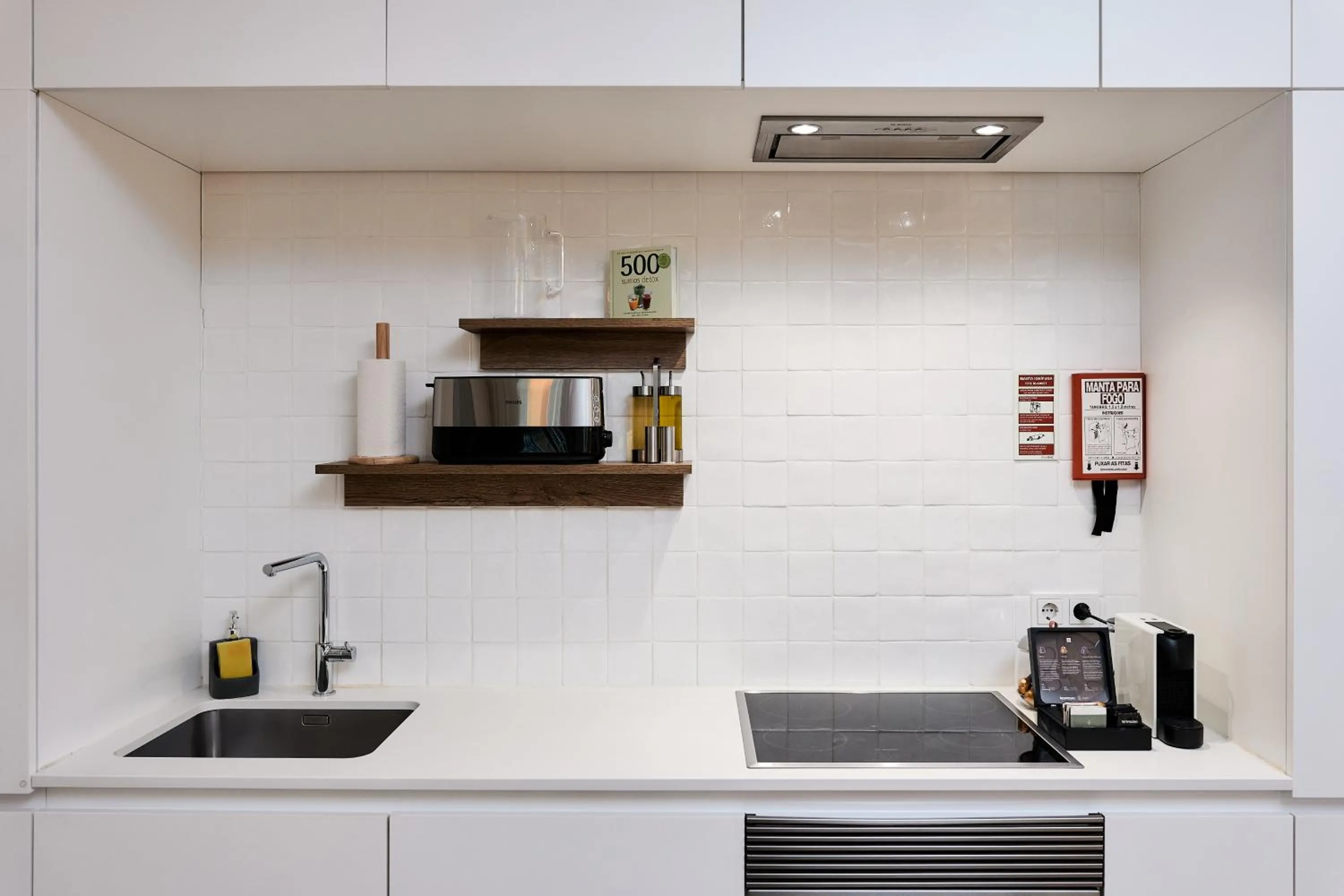 Kitchen or kitchenette in Ando Living - Augusta House