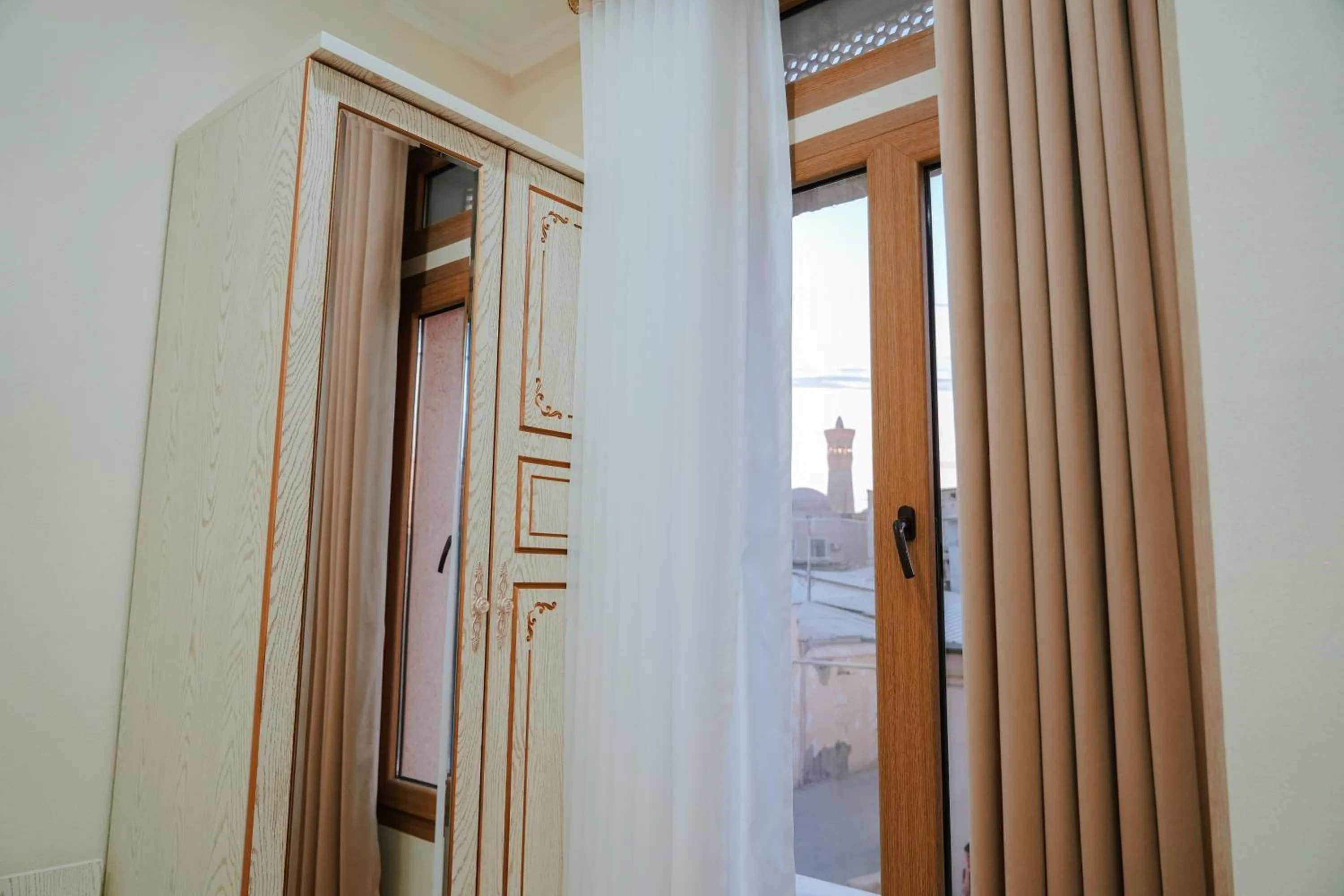 Nearby landmark in Oasis Boutique