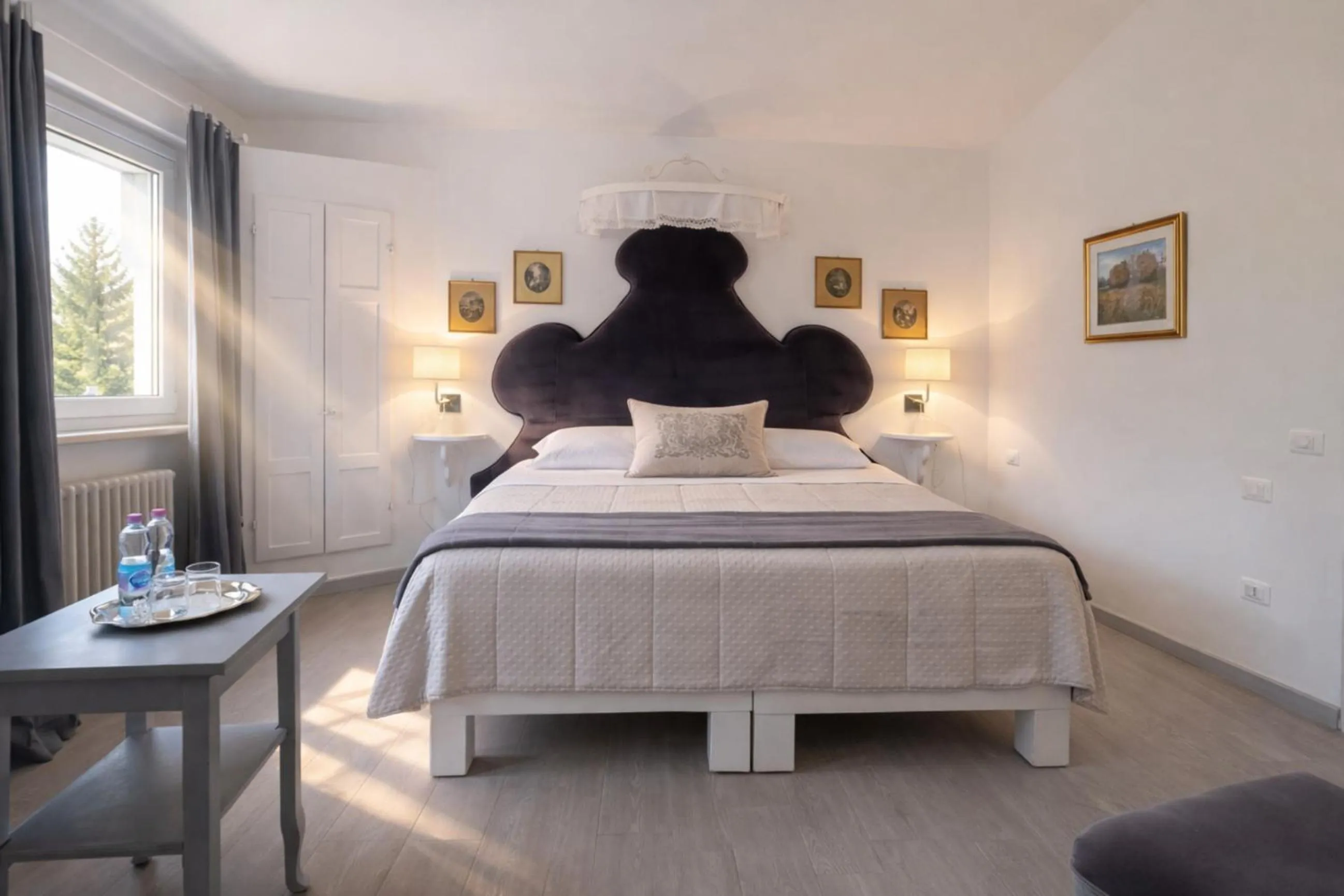 Bed in Country Lodge B&B